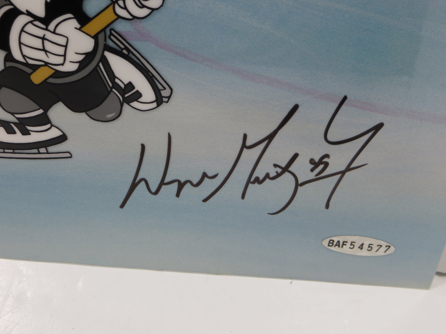 WAYNE GRETZKY SIGNED WOODY WOOD PECKER CELL ANIMATION UDA 66/250