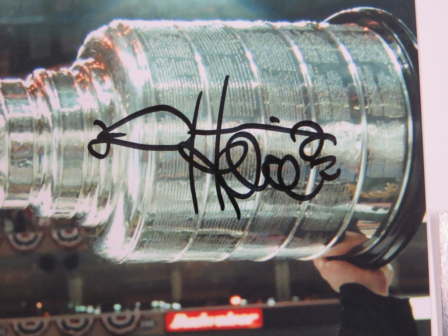 DERIAN HATCHER DALLAS STARS 8x10 PHOTO w/CUP BAS COA