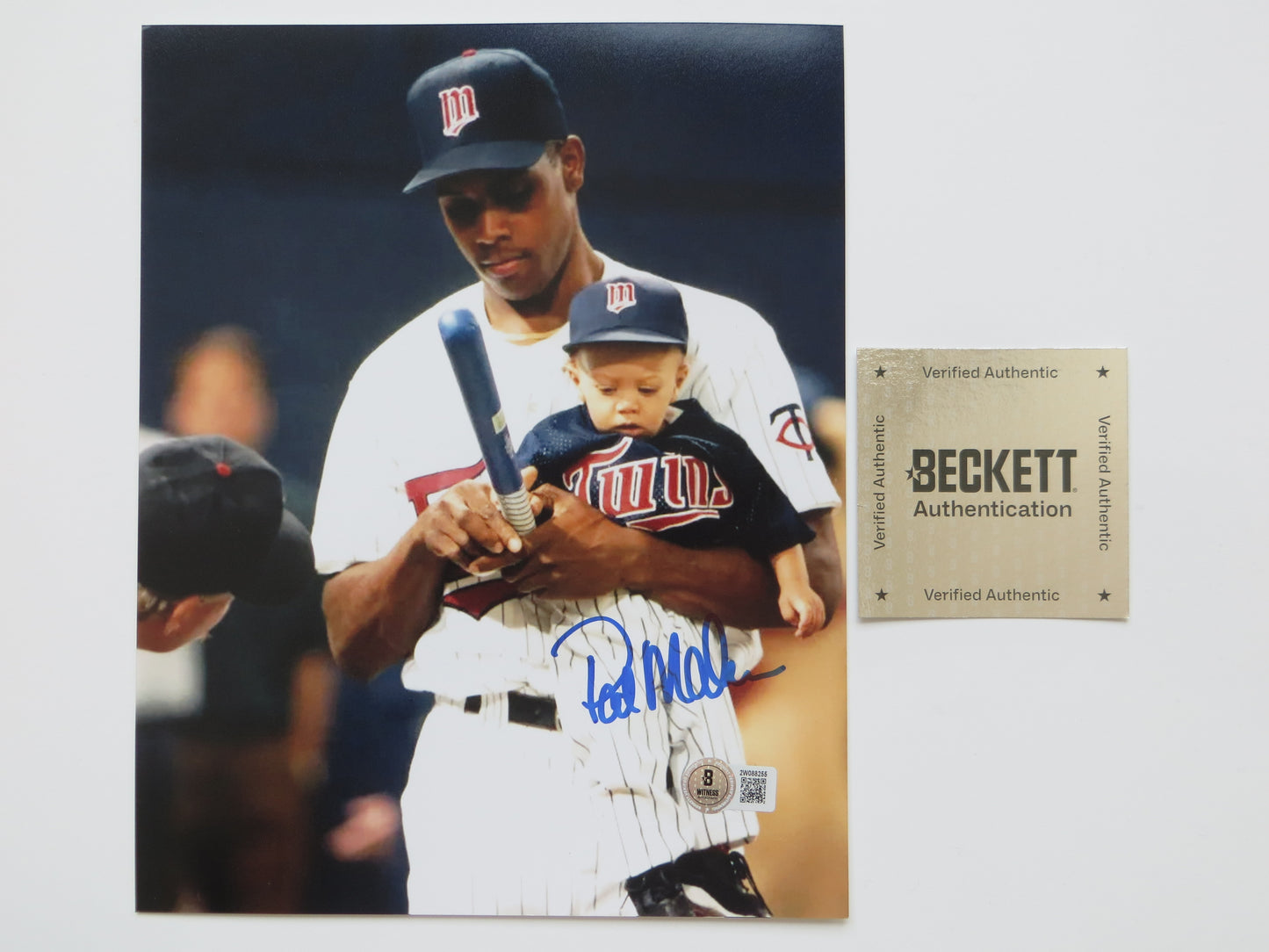 PAT PATRICK MAHOMES SR Minnesota Twins SIGNED 8x10 PHOTO Chiefs BAS