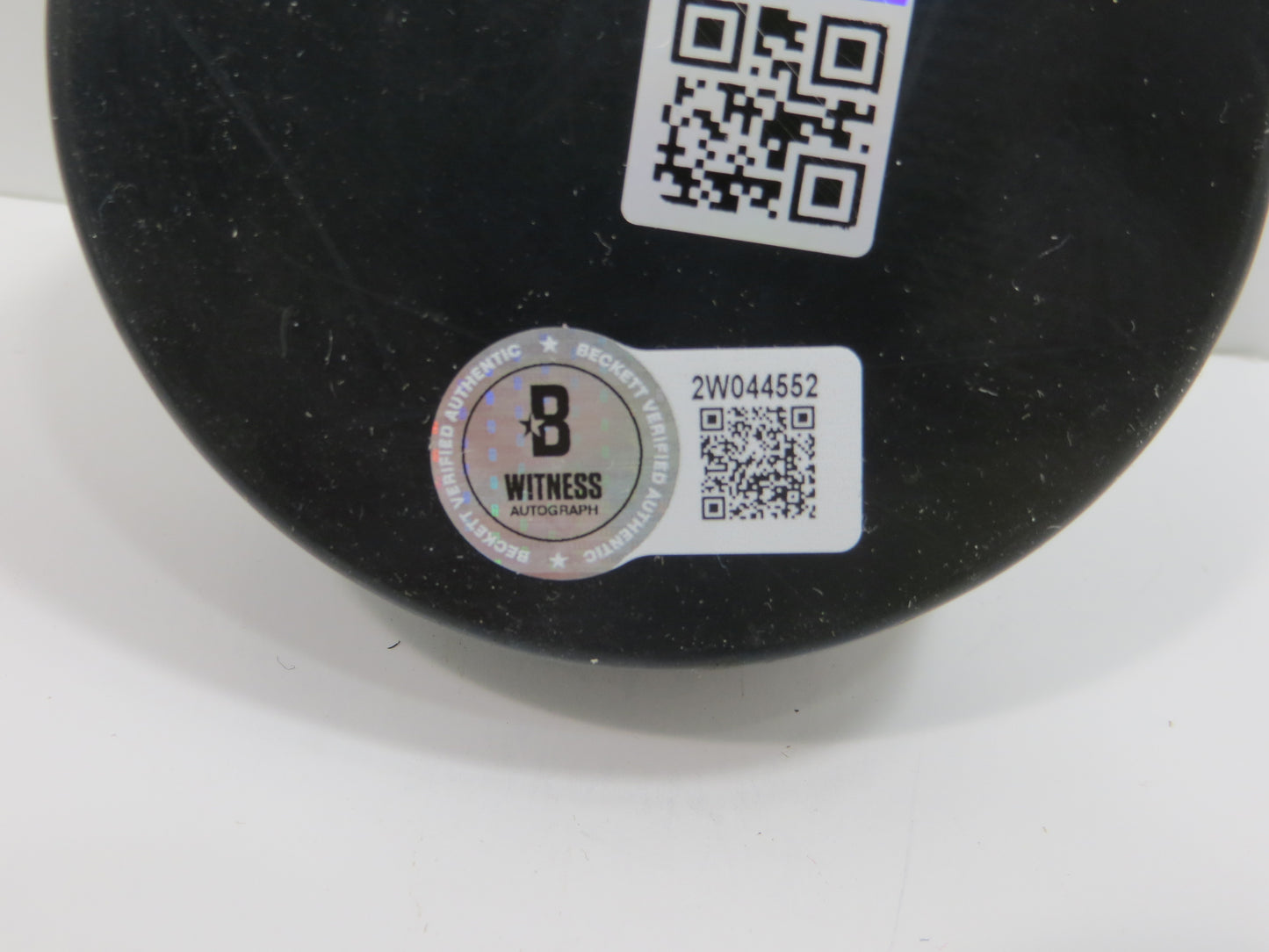 ED BELFOUR TEAM CANADA SIGNED HOCKEY PUCK Dallas Stars Blackhawks BAS COA