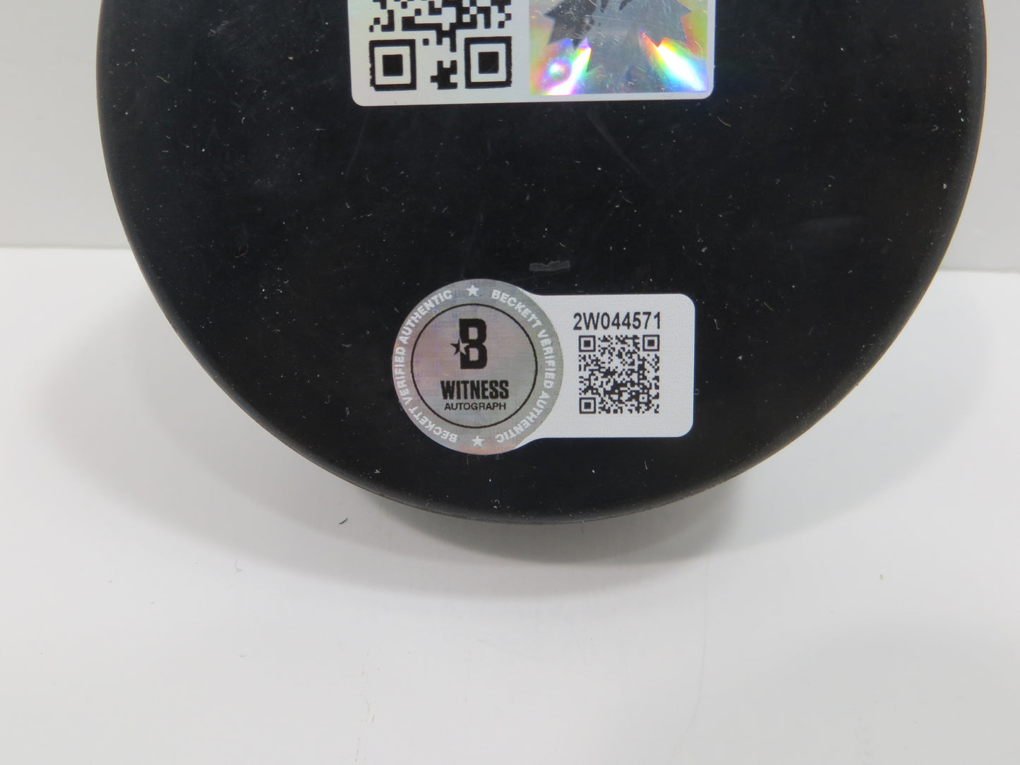 ED BELFOUR TEAM CANADA SIGNED HOCKEY PUCK Dallas Stars Blackhawks BAS COA