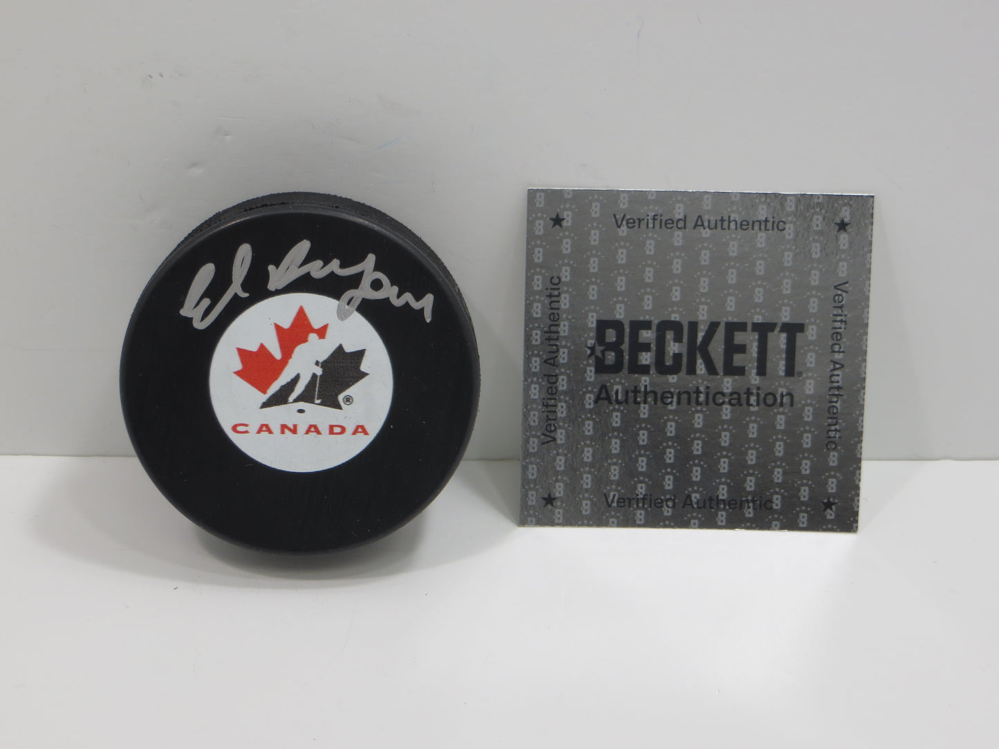 ED BELFOUR TEAM CANADA SIGNED HOCKEY PUCK Dallas Stars Blackhawks BAS COA