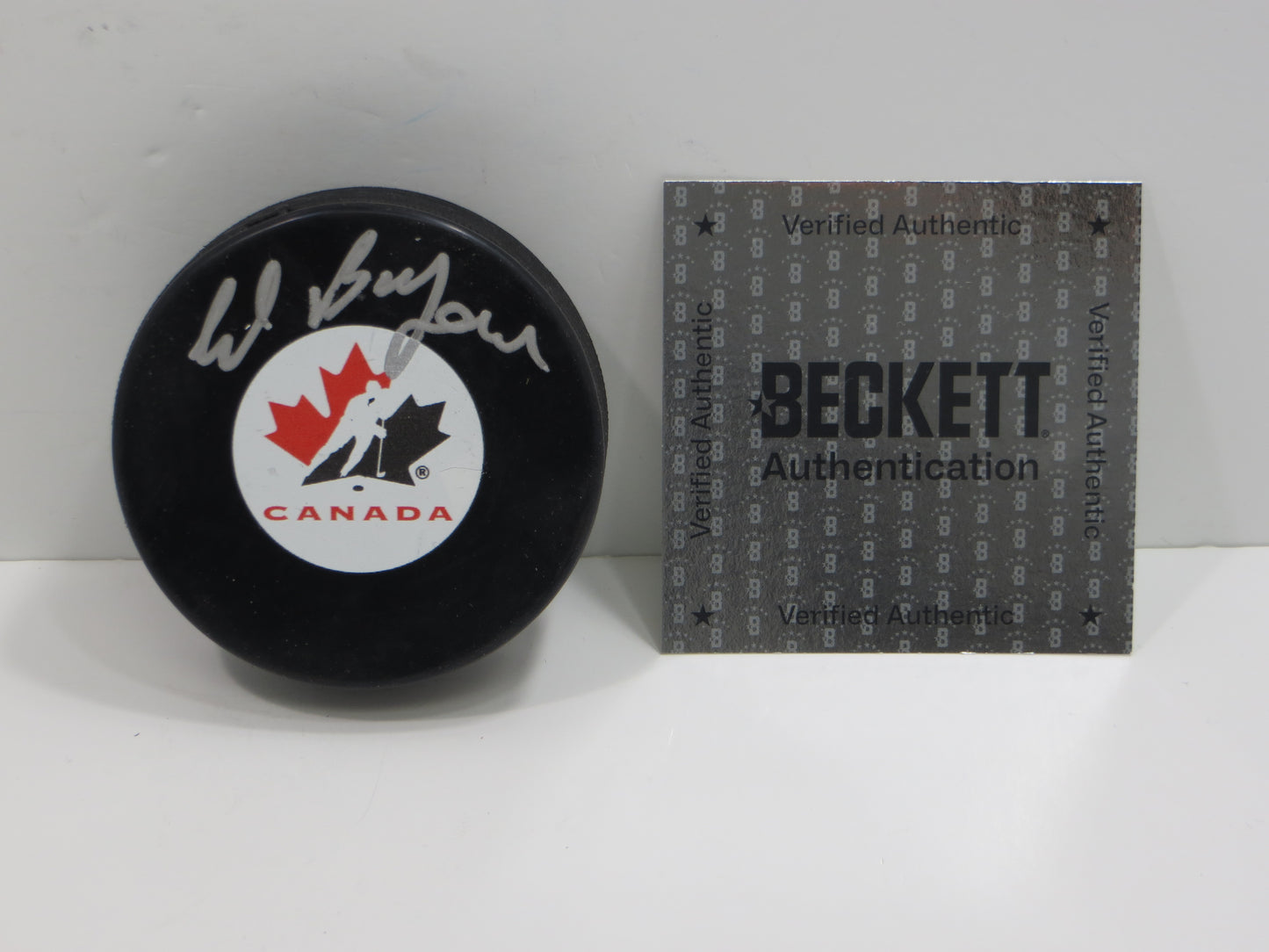 ED BELFOUR TEAM CANADA SIGNED HOCKEY PUCK Dallas Stars Blackhawks BAS COA