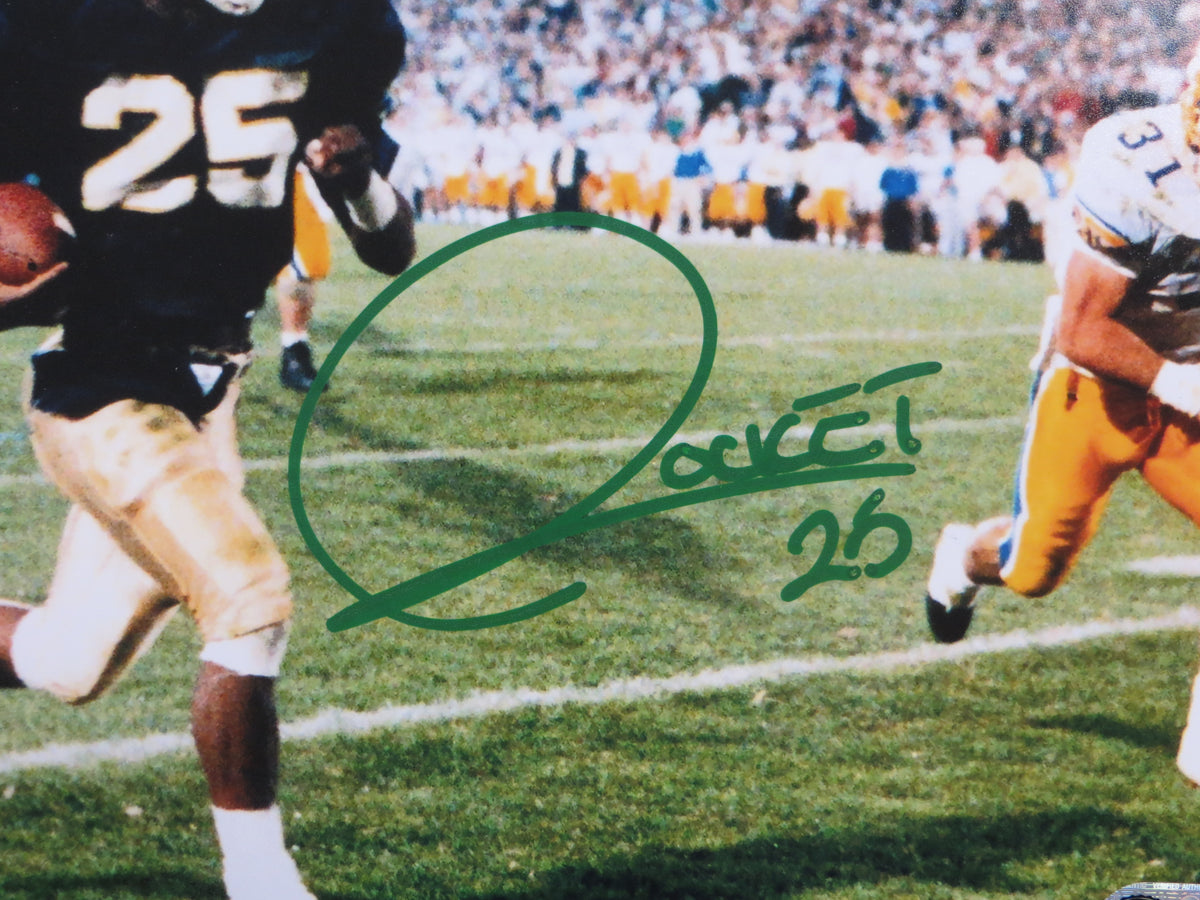ROCKET ISMAIL NOTRE DAME SIGNED 8x10 PHOTO Touchdown Green BAS