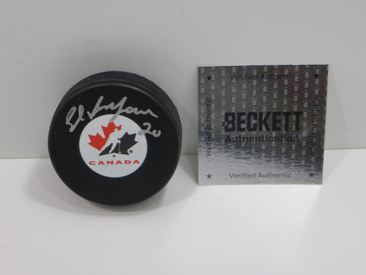 ED BELFOUR TEAM CANADA SIGNED HOCKEY PUCK Dallas Stars Blackhawks BAS COA