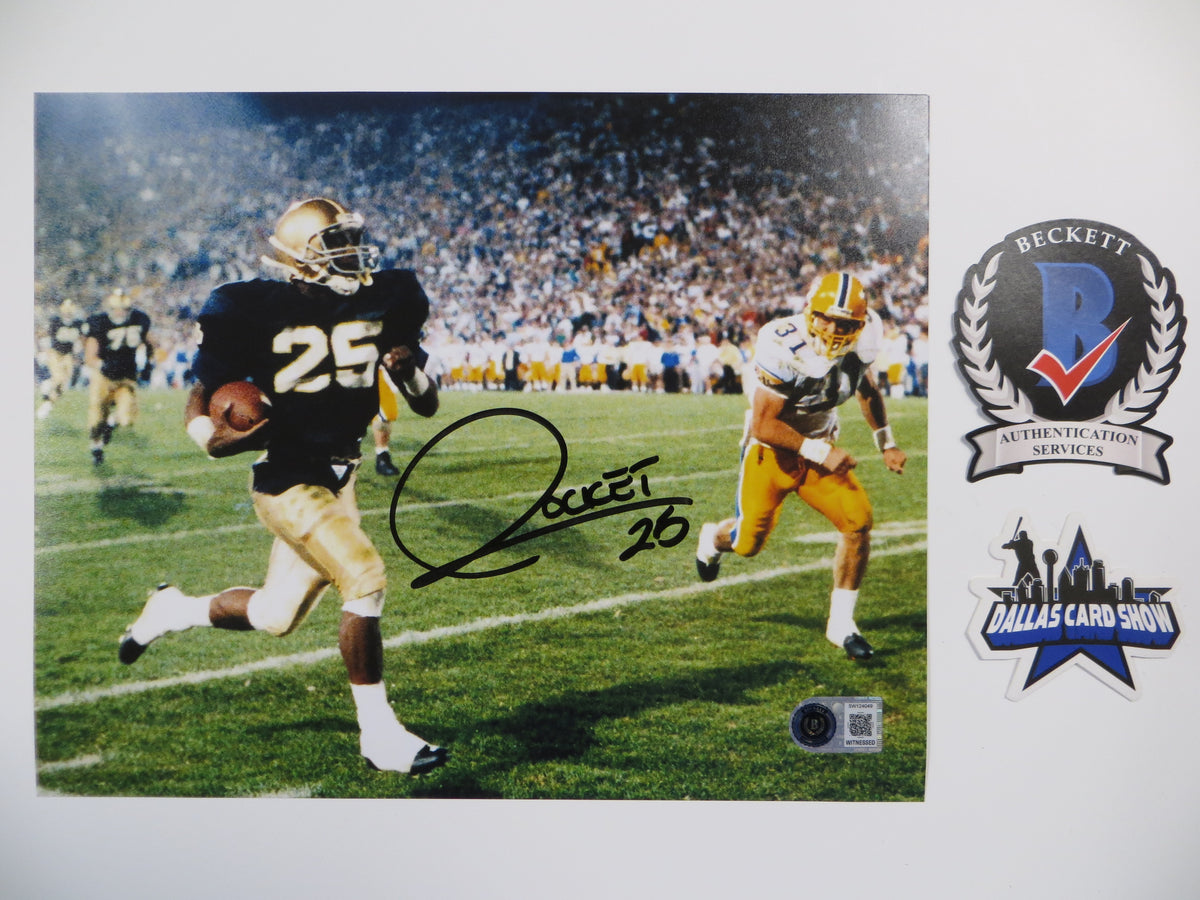 ROCKET ISMAIL NOTRE DAME SIGNED 8x10 PHOTO Touchdown Black BAS