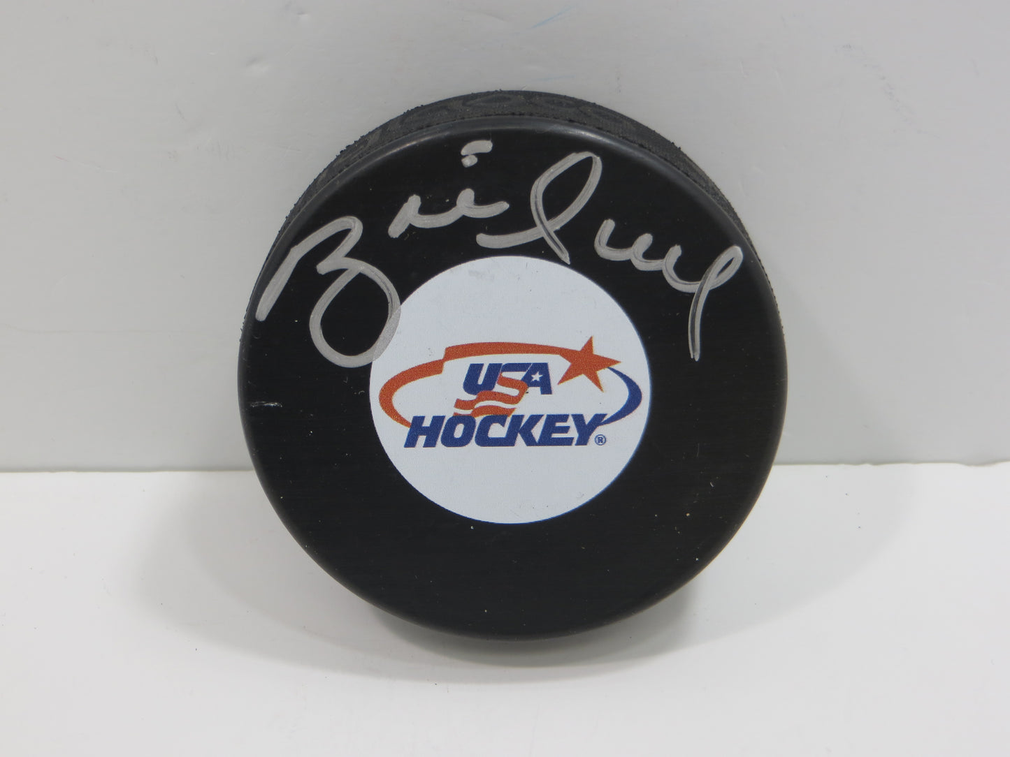 BRETT HULL TEAM USA SIGNED HOCKEY PUCK STL BLUES Red Wings BAS COA