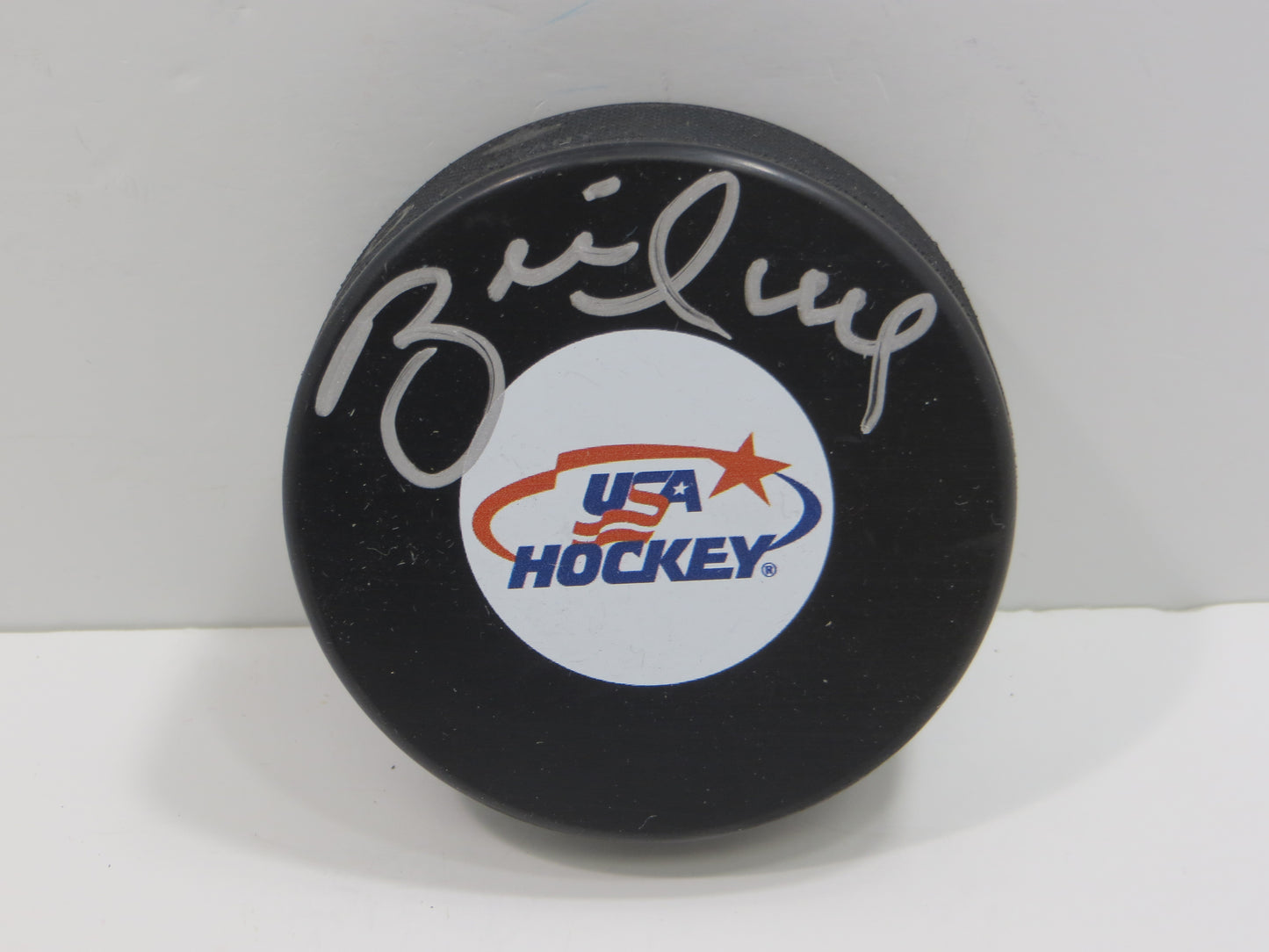 BRETT HULL TEAM USA SIGNED HOCKEY PUCK STL BLUES Red Wings BAS COA