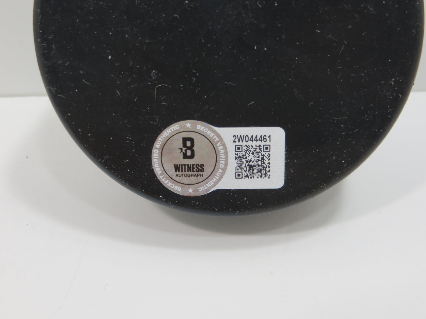 BRETT HULL TEAM USA SIGNED HOCKEY PUCK STL BLUES Red Wings BAS COA