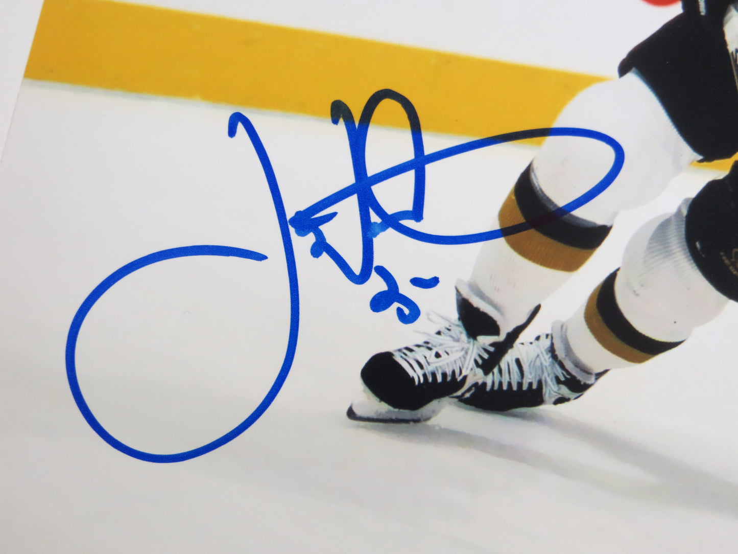JOE NIEUWENDYK DALLAS STARS SIGNED 8x10 PHOTO WHITE JERSEY BAS