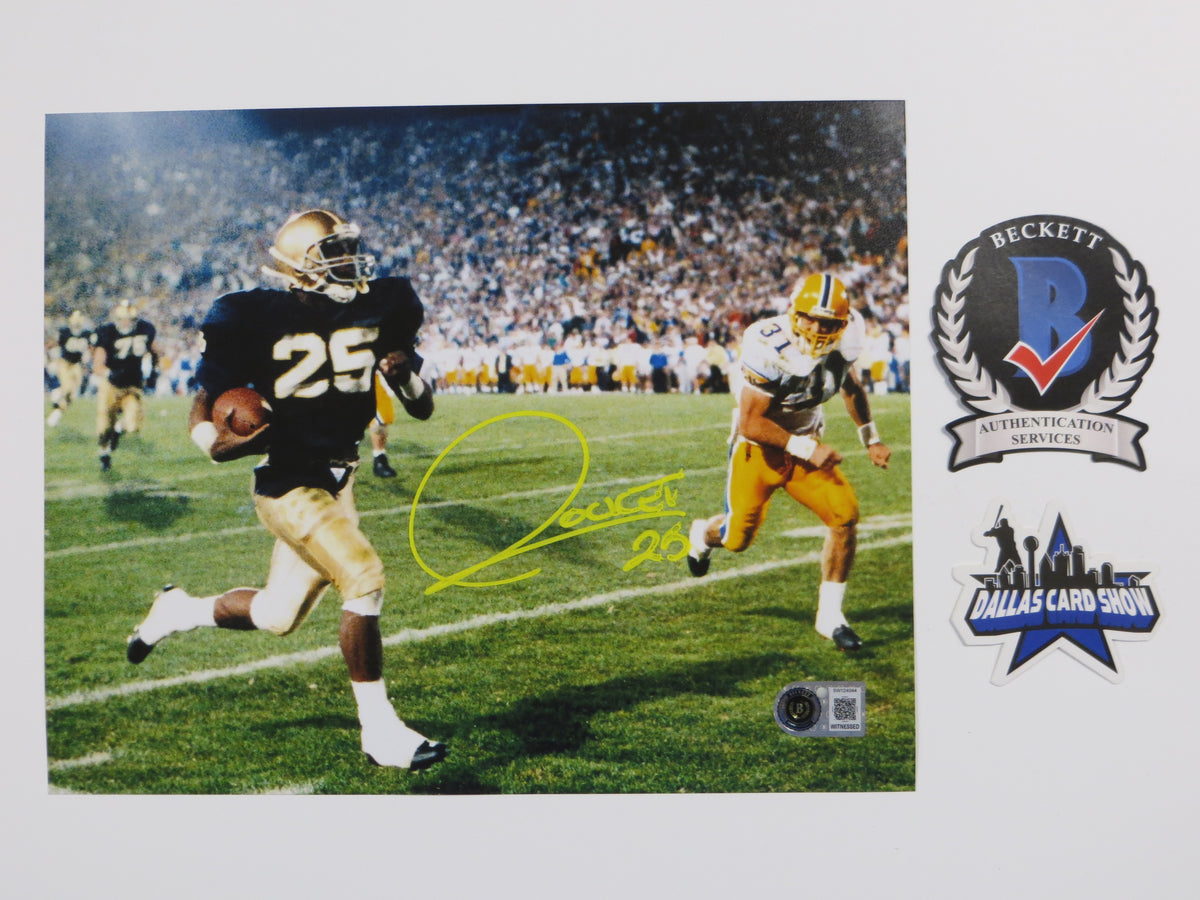 ROCKET ISMAIL NOTRE DAME SIGNED 8x10 PHOTO Touchdown Yellow BAS