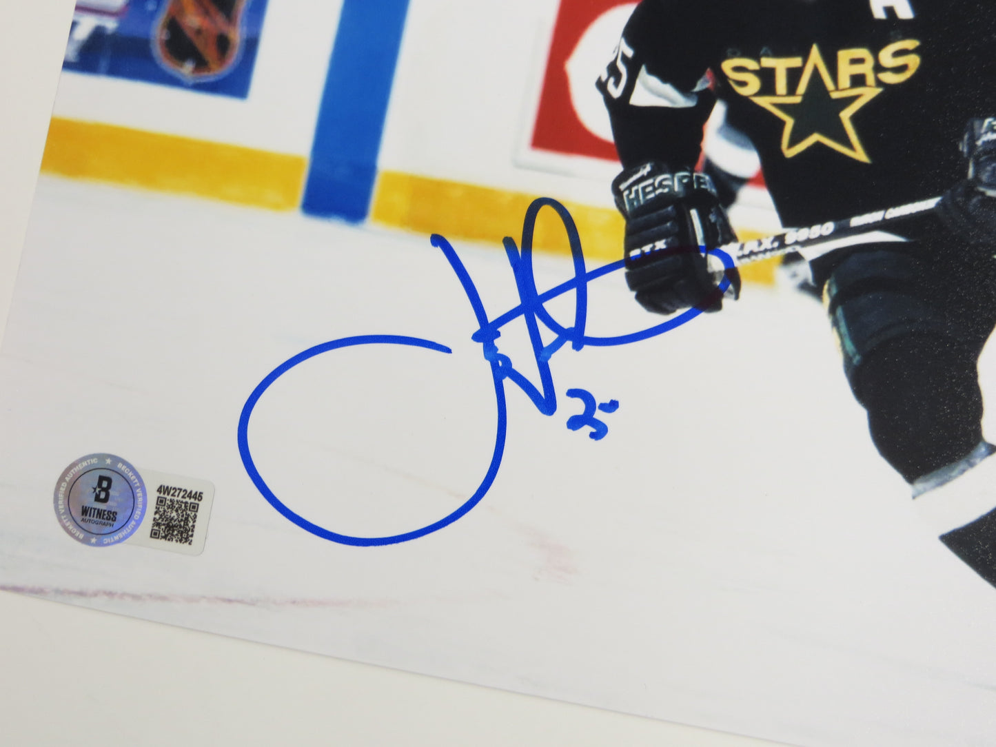 JOE NIEUWENDYK DALLAS STARS SIGNED 8x10 PHOTO BLACK JERSEY BAS