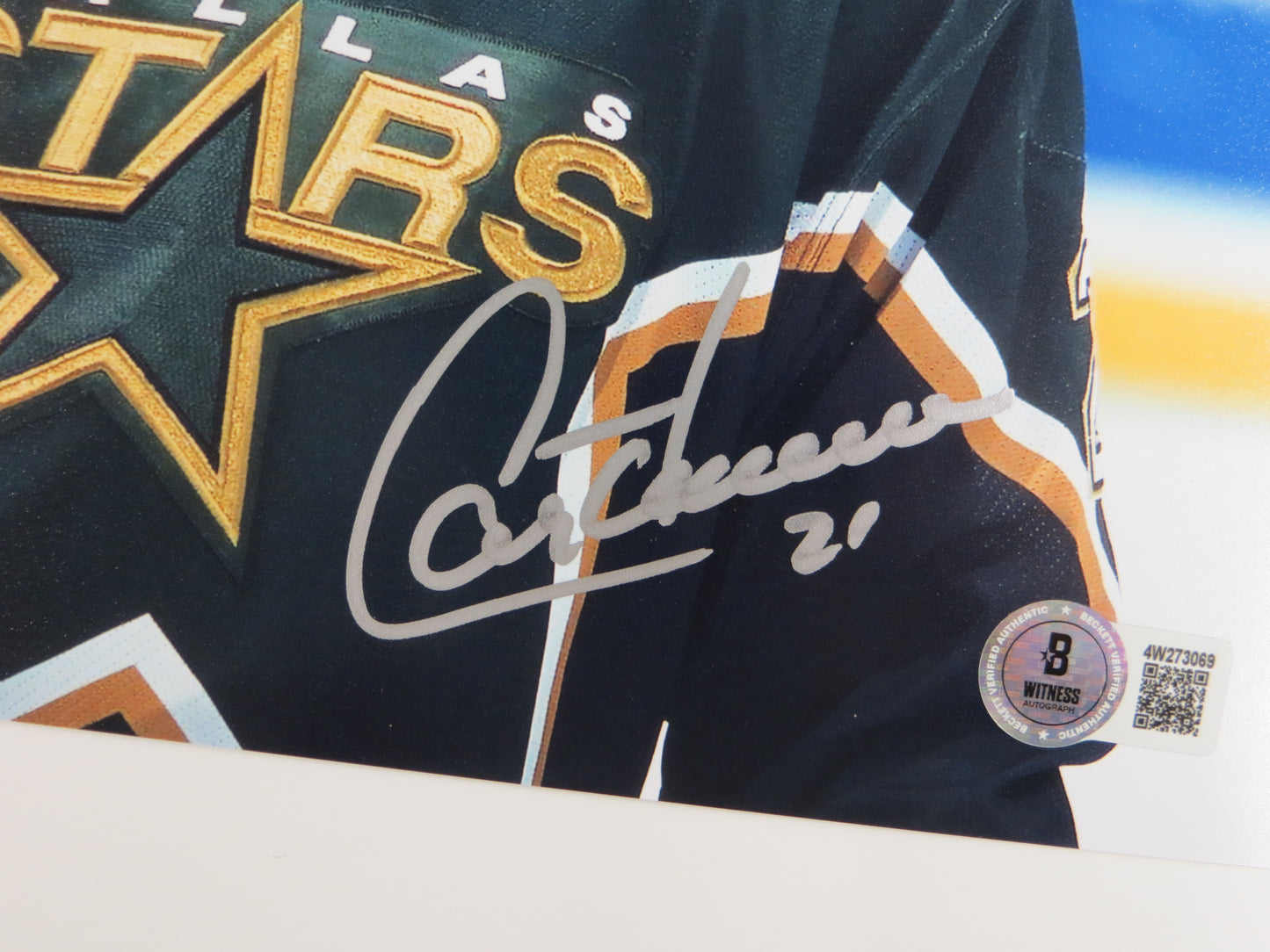 GUY CARBONNEAU DALLAS STARS SIGNED 8x10 PHOTO Canadiens BAS