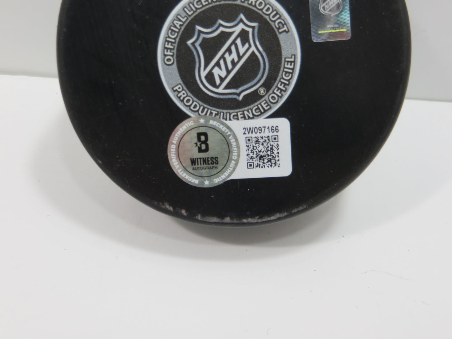 MIKE MODANO DALLAS STARS SIGNED HOCKEY PUCK Minn North Stars Red Wings BAS