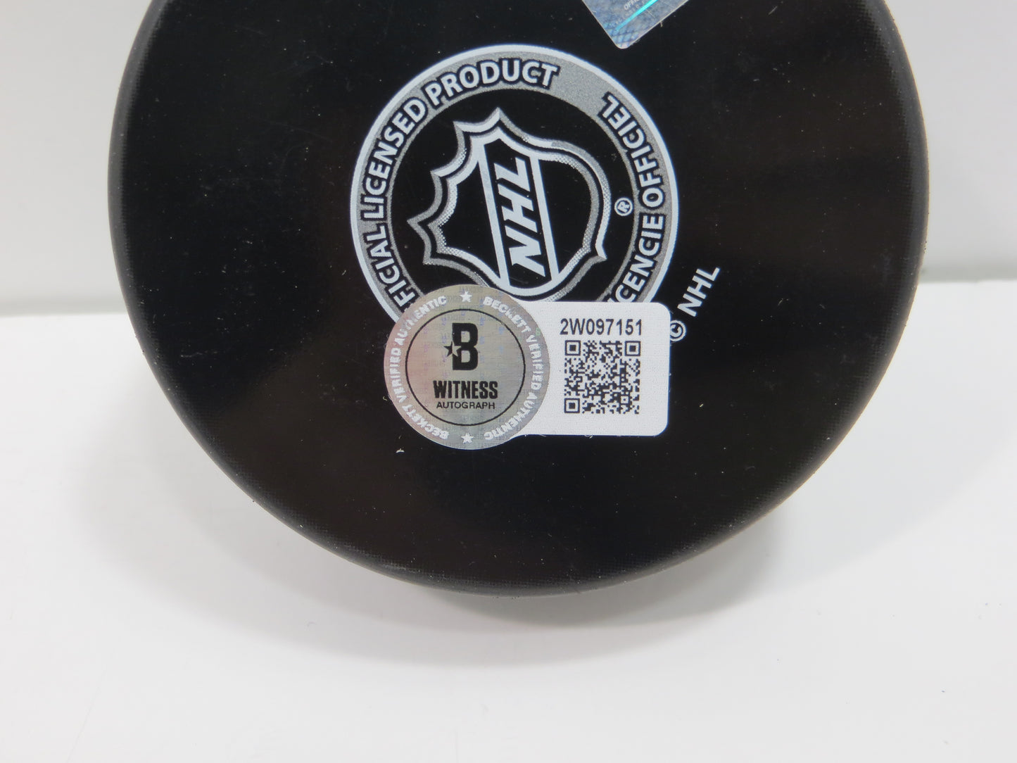 MIKE MODANO DALLAS STARS SIGNED HOCKEY PUCK w/99 Cup Current Logo BAS COA