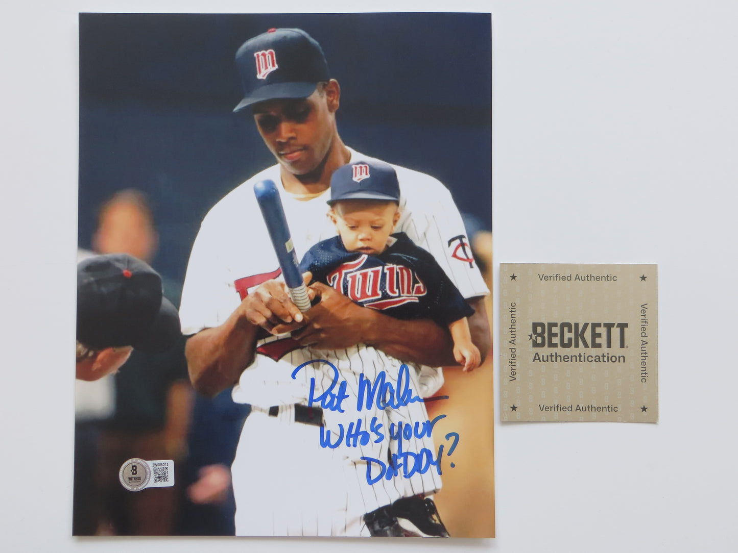 PAT PATRICK MAHOMES SR. TWINS SIGNED 8x10 PHOTO w/WHO'SYOURDADDY Chiefs BAS