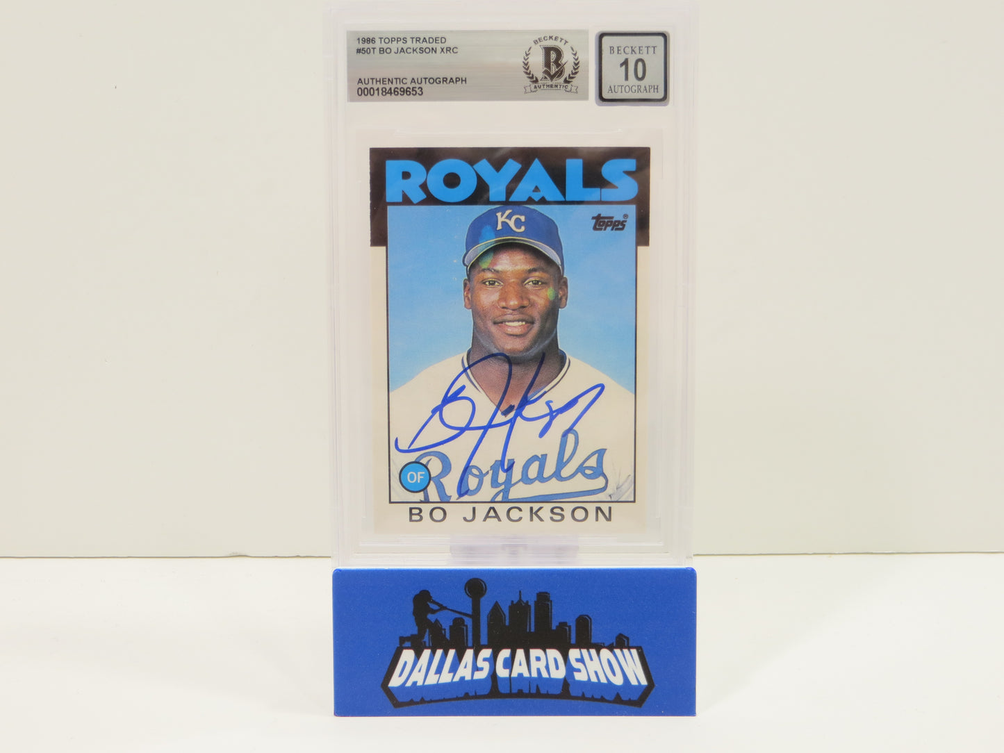 BO JACKSON SIGNED 1986 TOPPS TRADED #50T KC ROYALS BGS BAS SLAB AUTO 10