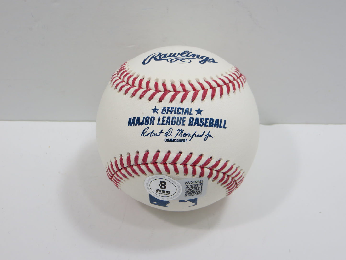 BRUCE BOCHY TEXAS RANGERS RAWLINGS 2023 WORLD SERIES BASEBALL w/INSC BAS