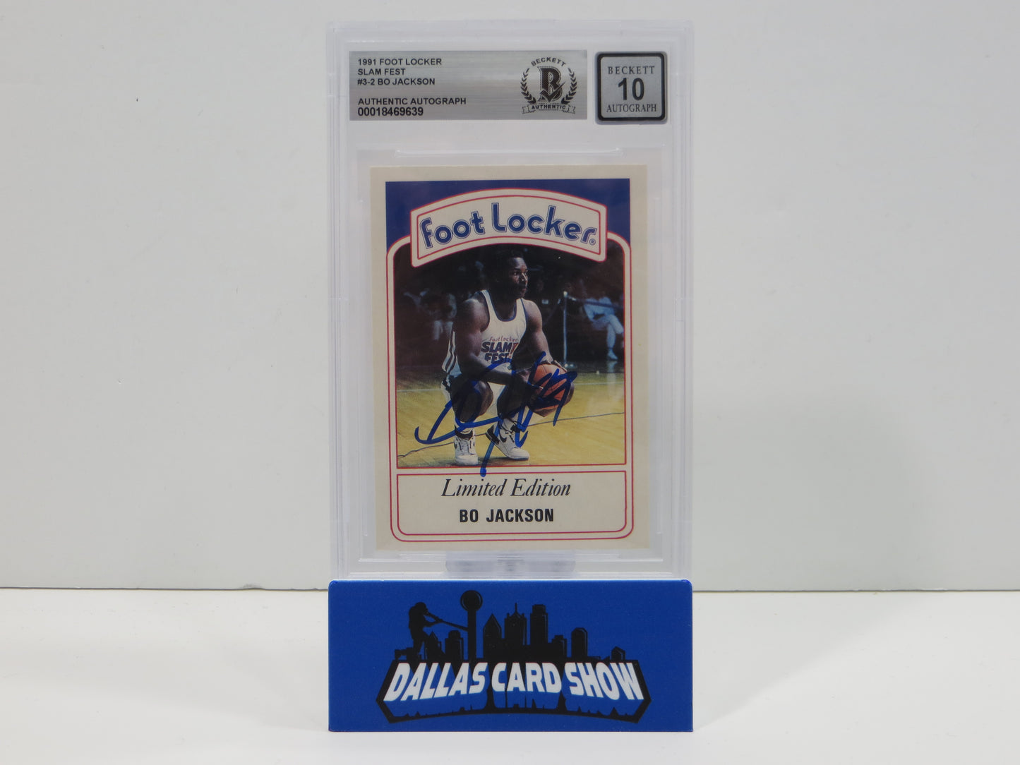 BO JACKSON SIGNED 1991 Foot Locker Slam Fest #3-2 BGS BAS SLAB AUTO 10