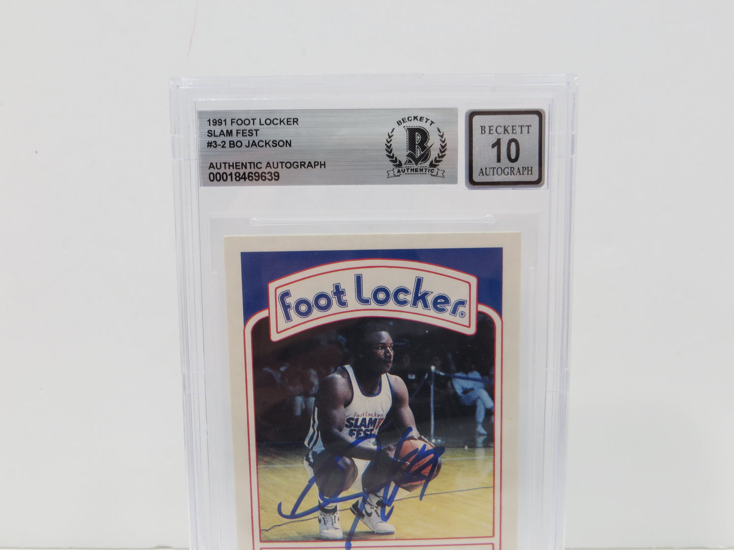 BO JACKSON SIGNED 1991 Foot Locker Slam Fest #3-2 BGS BAS SLAB AUTO 10