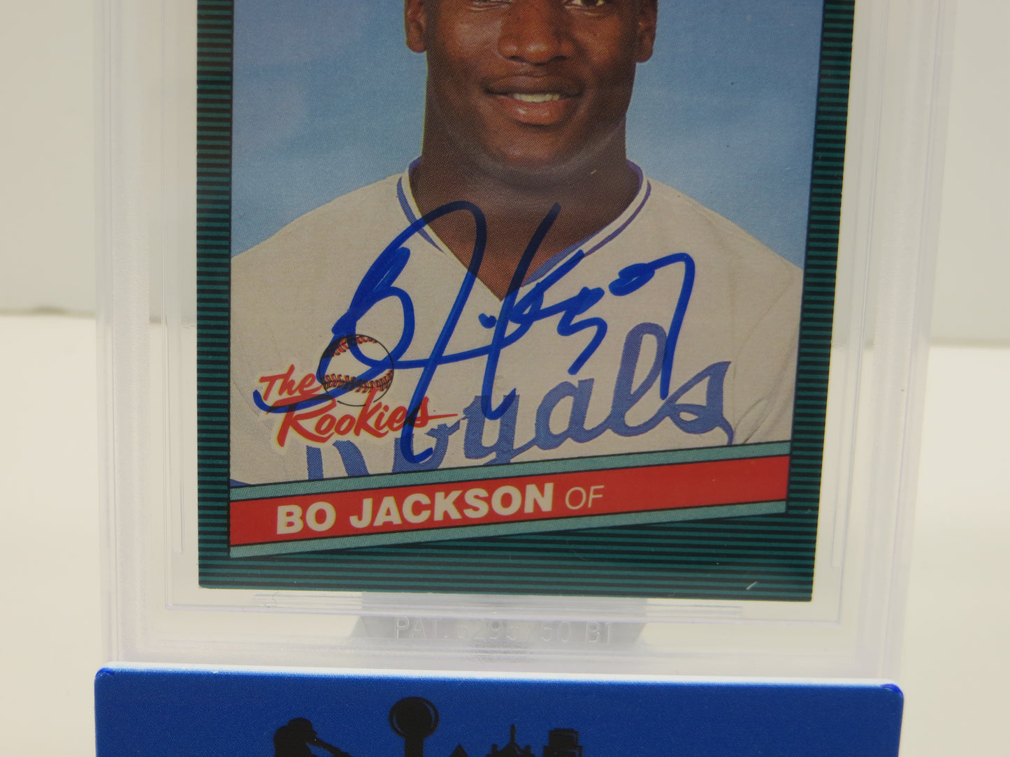 BO JACKSON SIGNED 1986 Donruss Rookies #38 XRC BGS BAS SLAB Raiders Royals