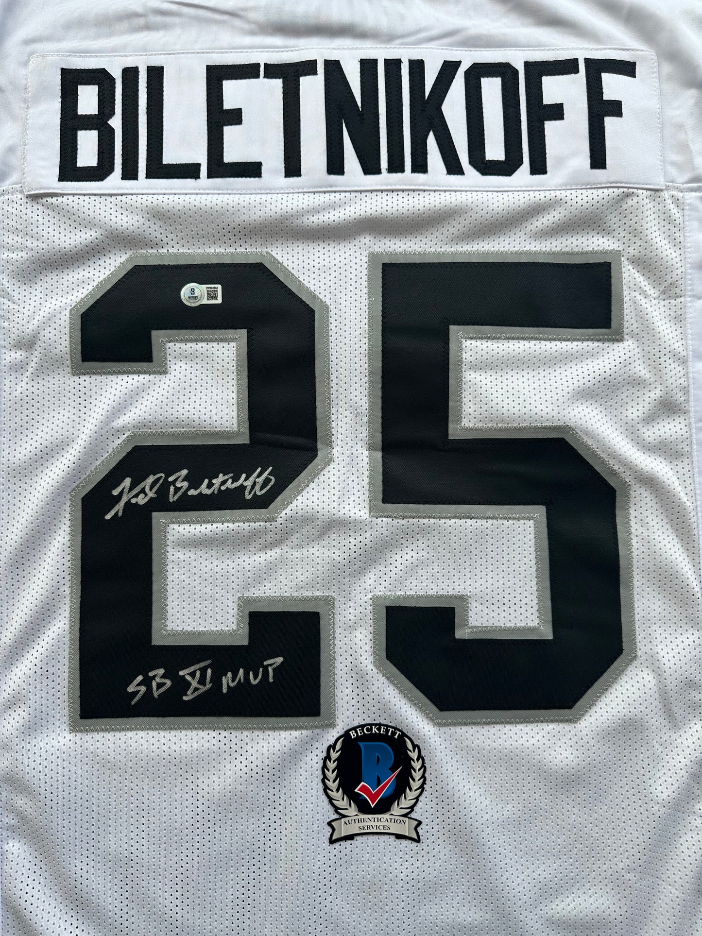 FRED BILETNIKOFF Oakland Raiders SIGNED FOOTBALL WHITE JERSEY XL w/SB XI MVP BAS