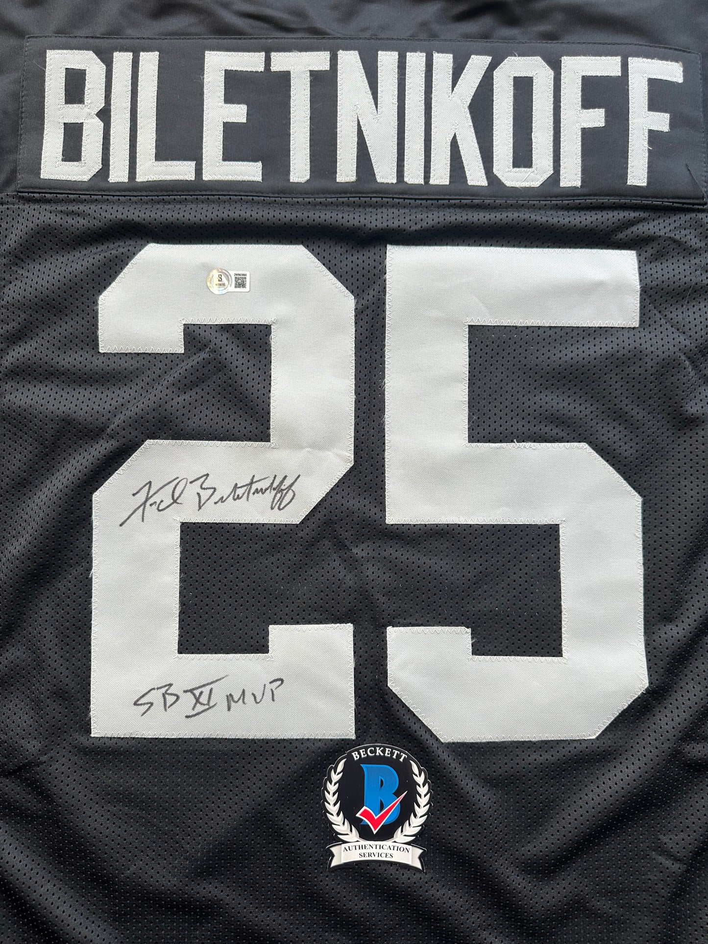 FRED BILETNIKOFF Oakland Raiders SIGNED FOOTBALL JERSEY XL w/SB XI MVP FSU BAS