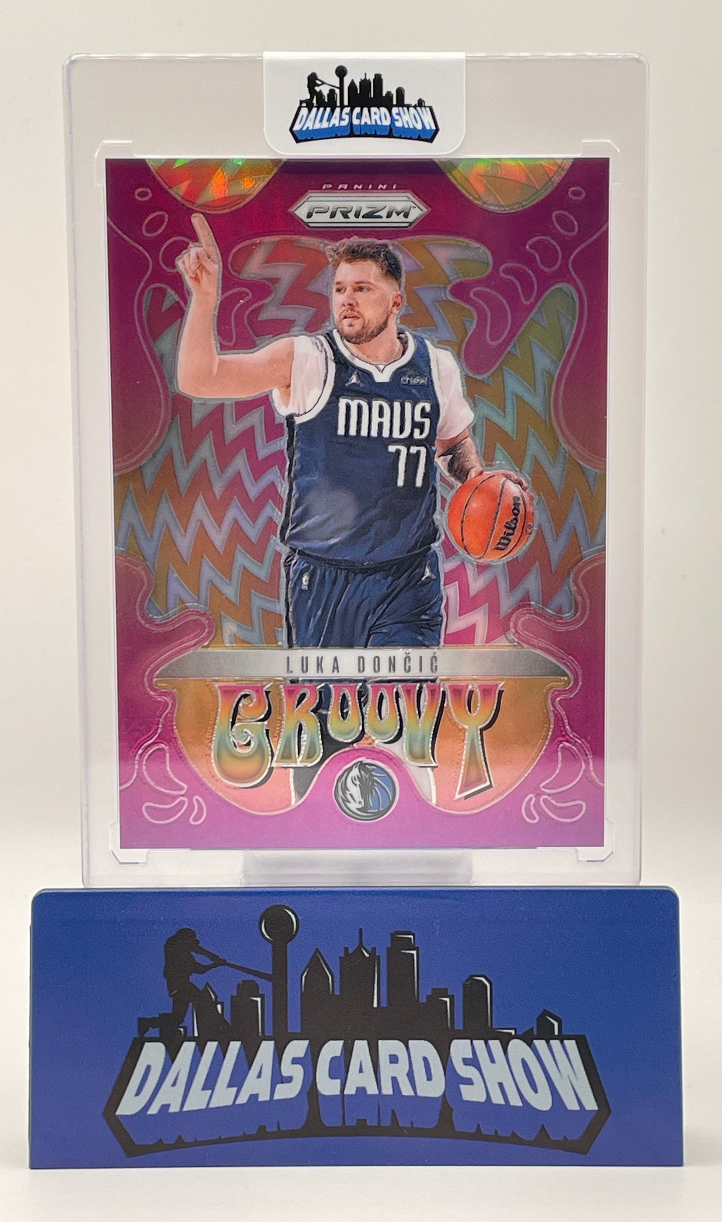 2024-25 Panini Prizm #19 Luka Doncic Groovy Insert