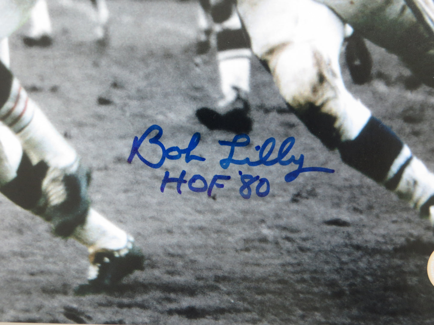 BOB LILLY DALLAS COWBOYS 8x10 PHOTO Tackling Jim Brown BAS
