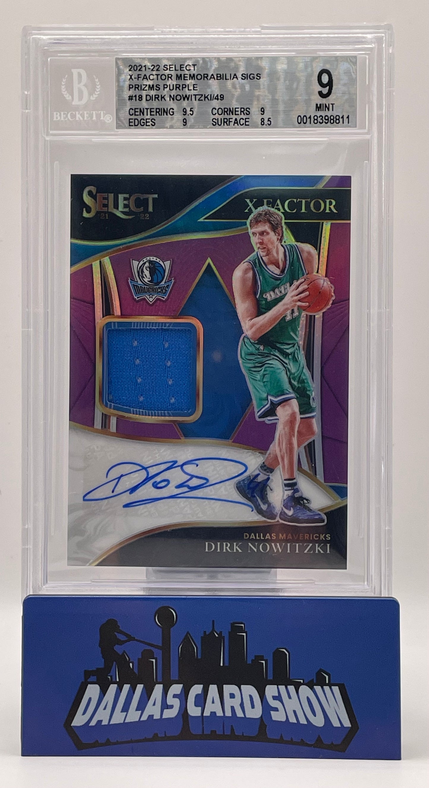 2021-22 Select #18 Dirk Nowitzki X-Factor Memorabilia Signatures /49 BGS 9