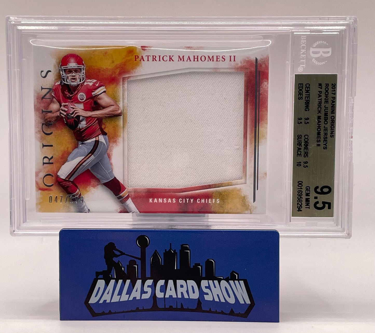 2017 Panini Origins #7 Patrick Mahomes Rookie Jumbo Jersey BGS 9.5