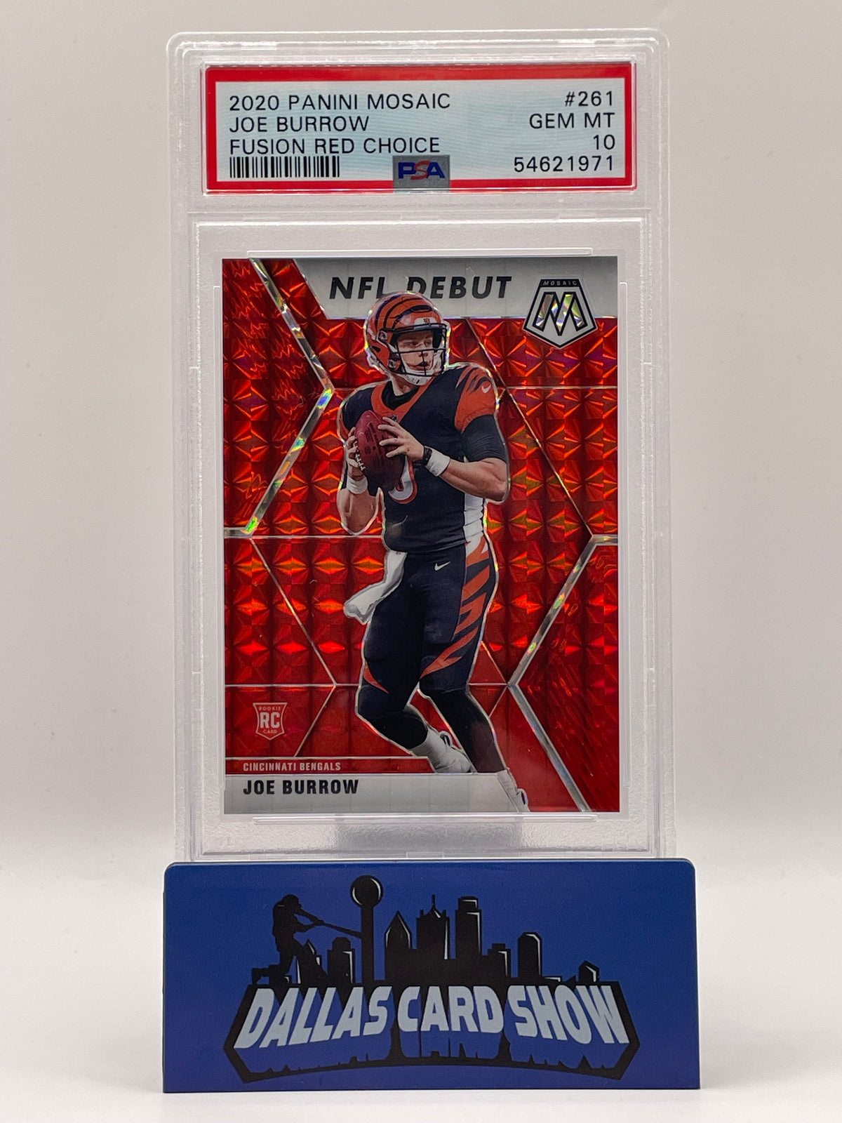 2020 Panini Mosaic #261 Joe Burrow Fusion Red Choice /80 PSA 10