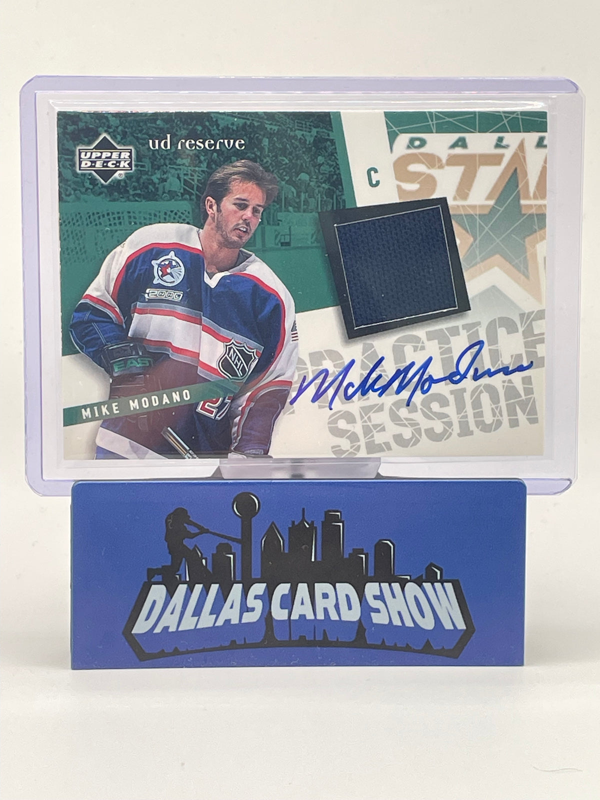 2004-05 Upper Deck SP Authentic Mike Modano UD Reserve Autograph