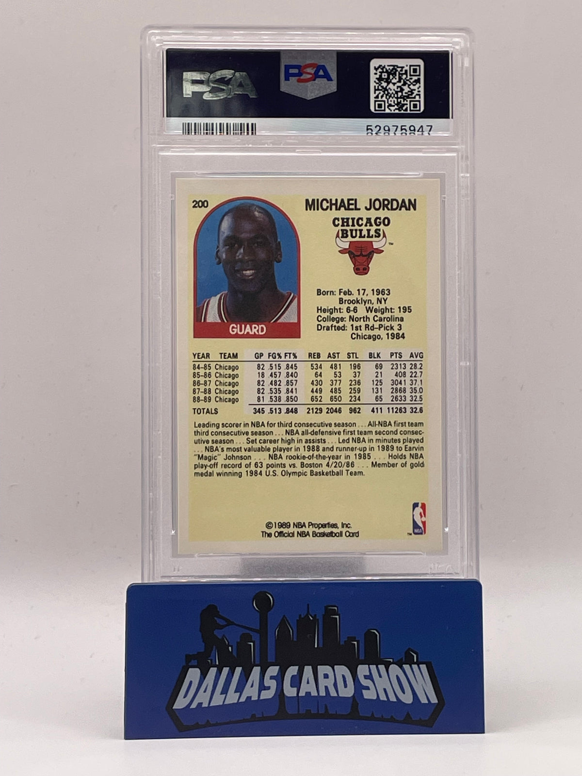1989 Hopps #200 Michael Jordan PSA 9