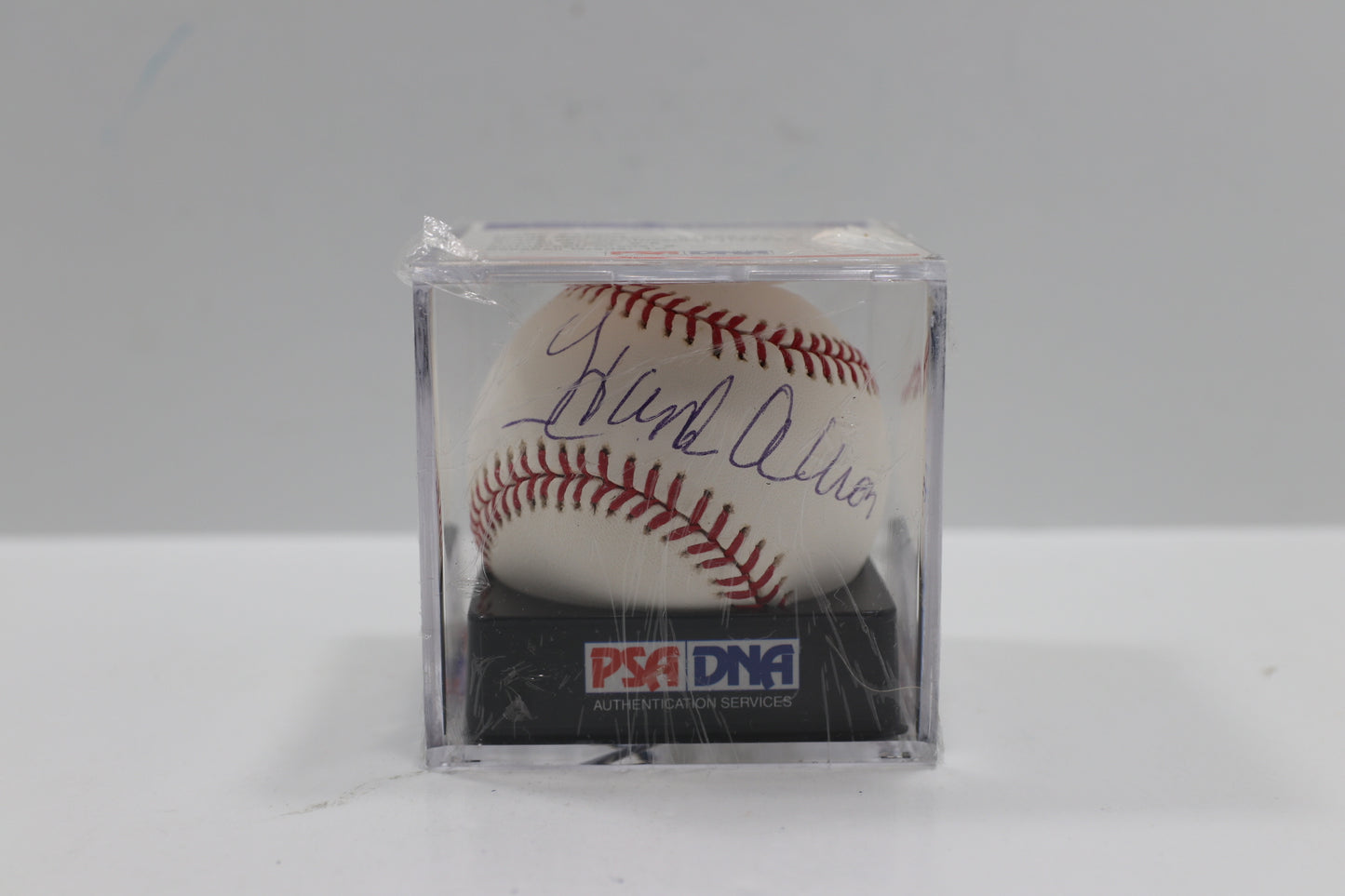 HENRY HANK AARON SIGNED RAWLINGS OML BASEBALL PSA DNA Overall 9.5 GRADE