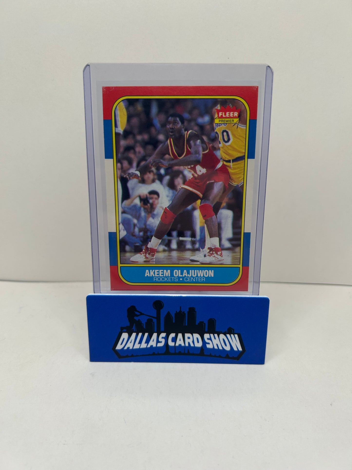 1986-87 Fleer Akeem (Hakeem) Olajuwon RC #82 - Houston Rockets