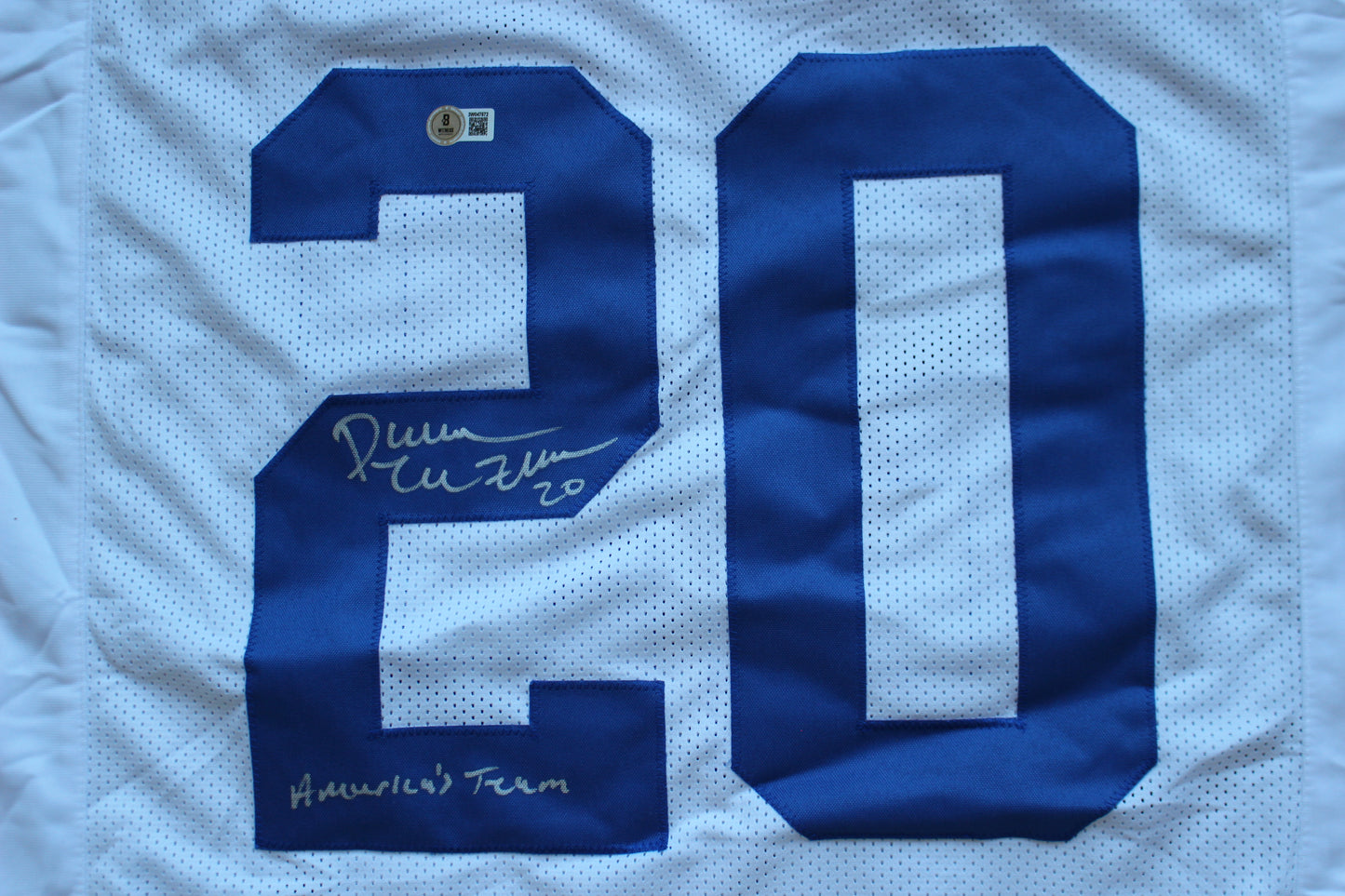 DARREN McFADDEN DALLAS COWBOYS SIGNED FOOTBALL JERSEY w/AmericasTeam Razorbacks BAS