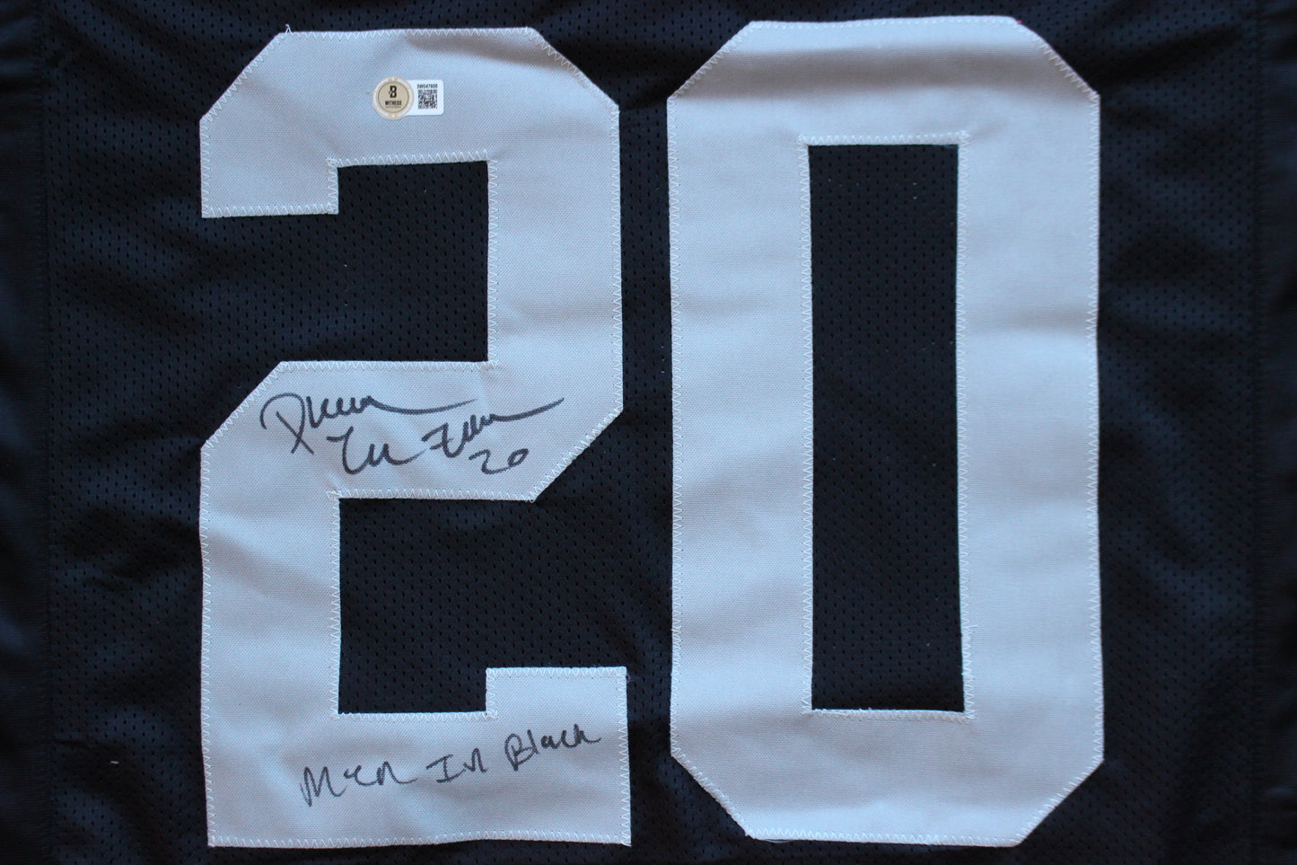 DARREN McFADDEN OAKLAND RAIDERS SIGNED FOOTBALL JERSEY w/MenInBlack Arkansas BAS