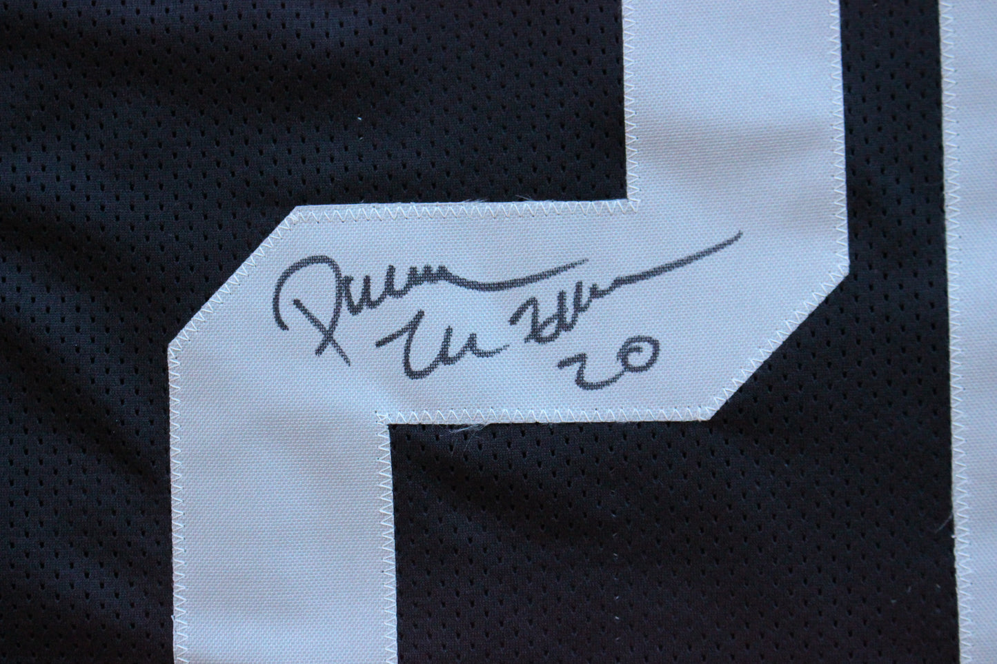 DARREN McFADDEN OAKLAND RAIDERS SIGNED FOOTBALL JERSEY w/MenInBlack Arkansas BAS