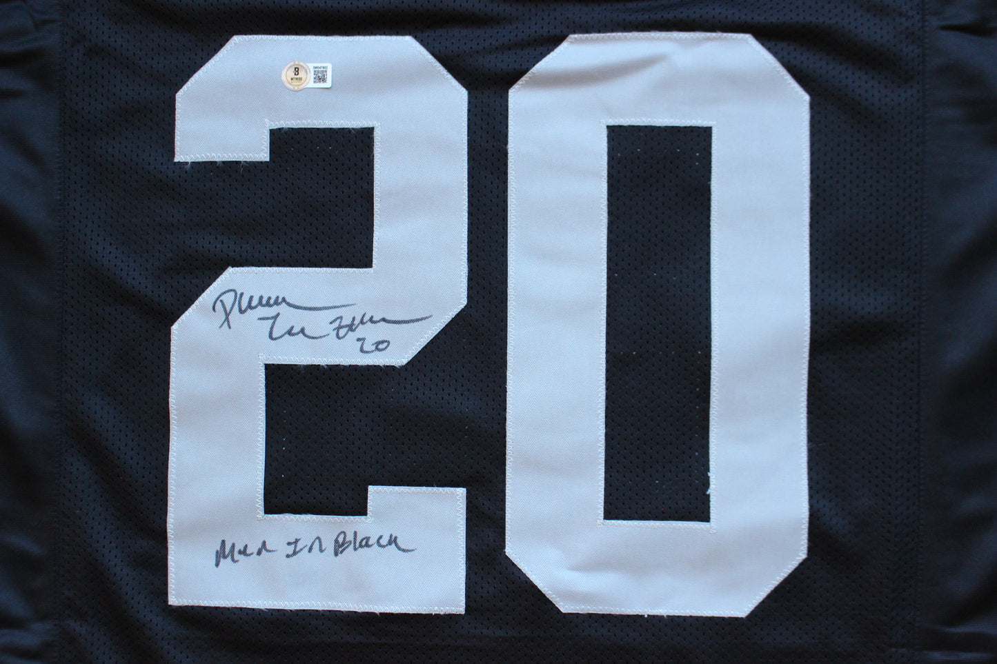 DARREN McFADDEN OAKLAND RAIDERS SIGNED FOOTBALL JERSEY w/MenInBlack Arkansas BAS