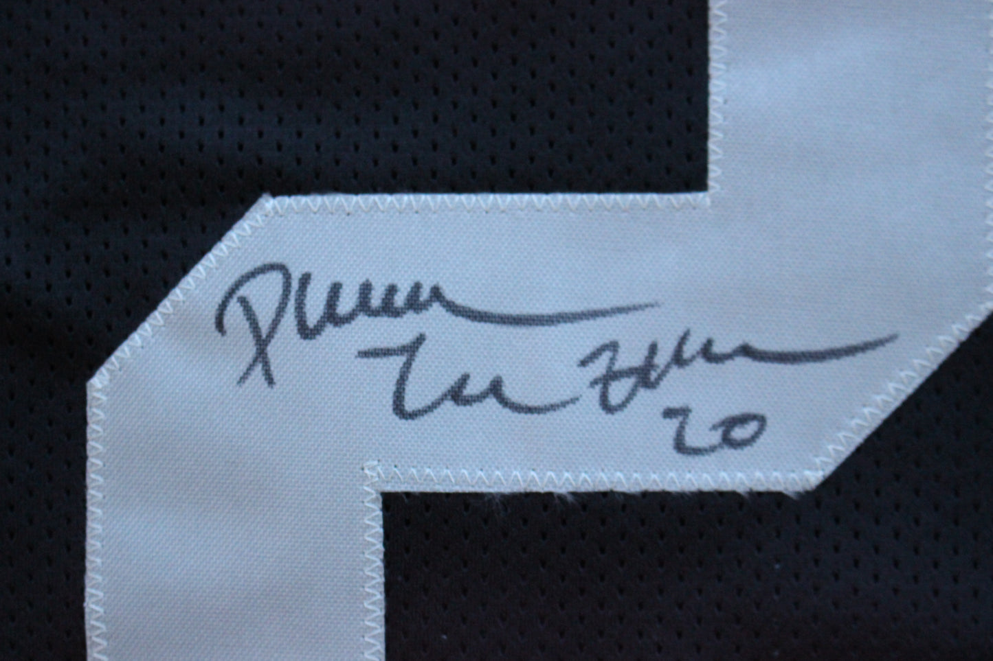DARREN McFADDEN OAKLAND RAIDERS SIGNED FOOTBALL JERSEY w/MenInBlack Arkansas BAS