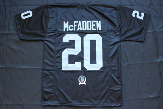 DARREN McFADDEN OAKLAND RAIDERS SIGNED FOOTBALL JERSEY w/MenInBlack Arkansas BAS