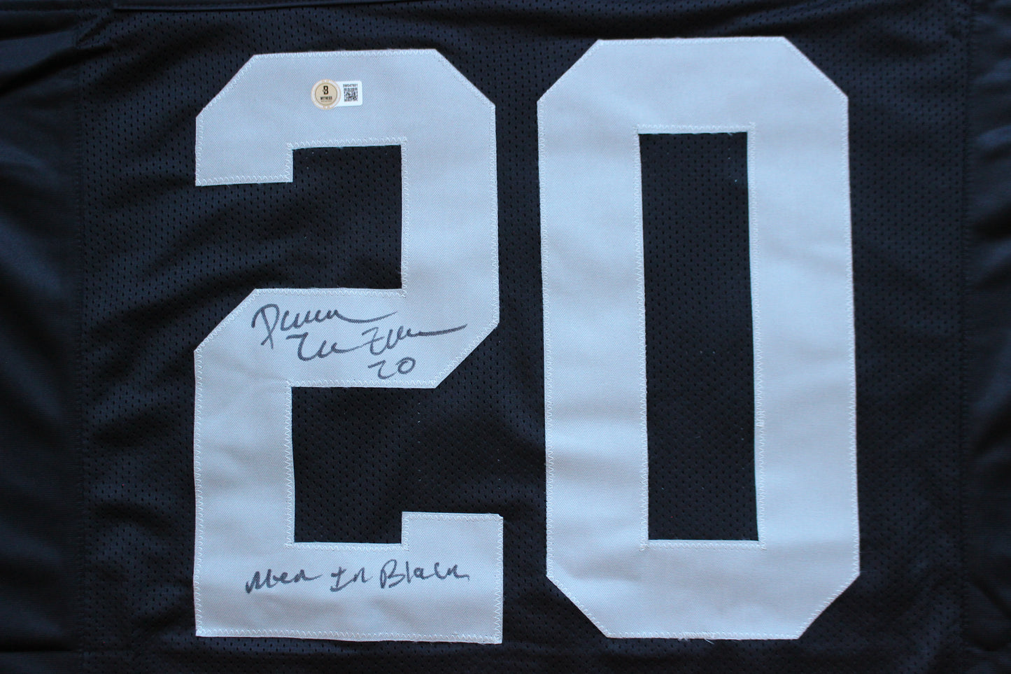 DARREN McFADDEN OAKLAND RAIDERS SIGNED FOOTBALL JERSEY w/MenInBlack Arkansas BAS