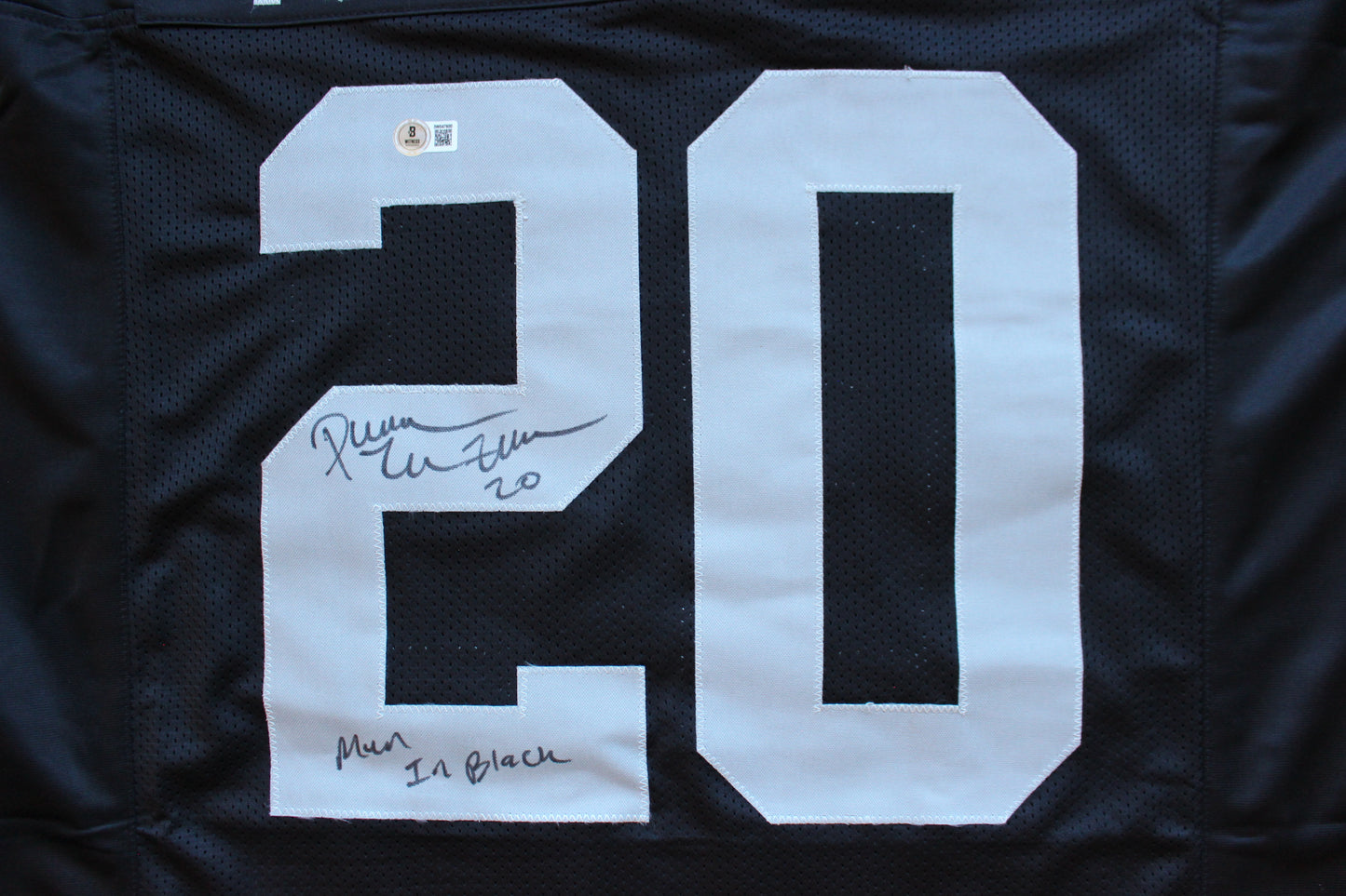 DARREN McFADDEN OAKLAND RAIDERS SIGNED FOOTBALL JERSEY w/MenInBlack Arkansas BAS