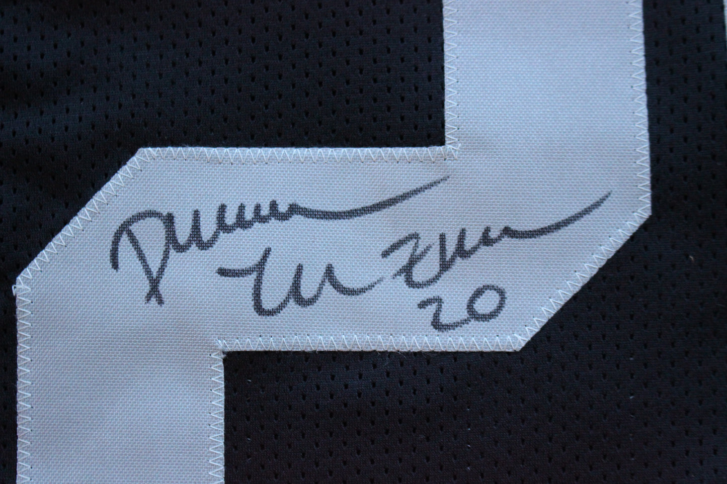 DARREN McFADDEN OAKLAND RAIDERS SIGNED FOOTBALL JERSEY w/MenInBlack Arkansas BAS