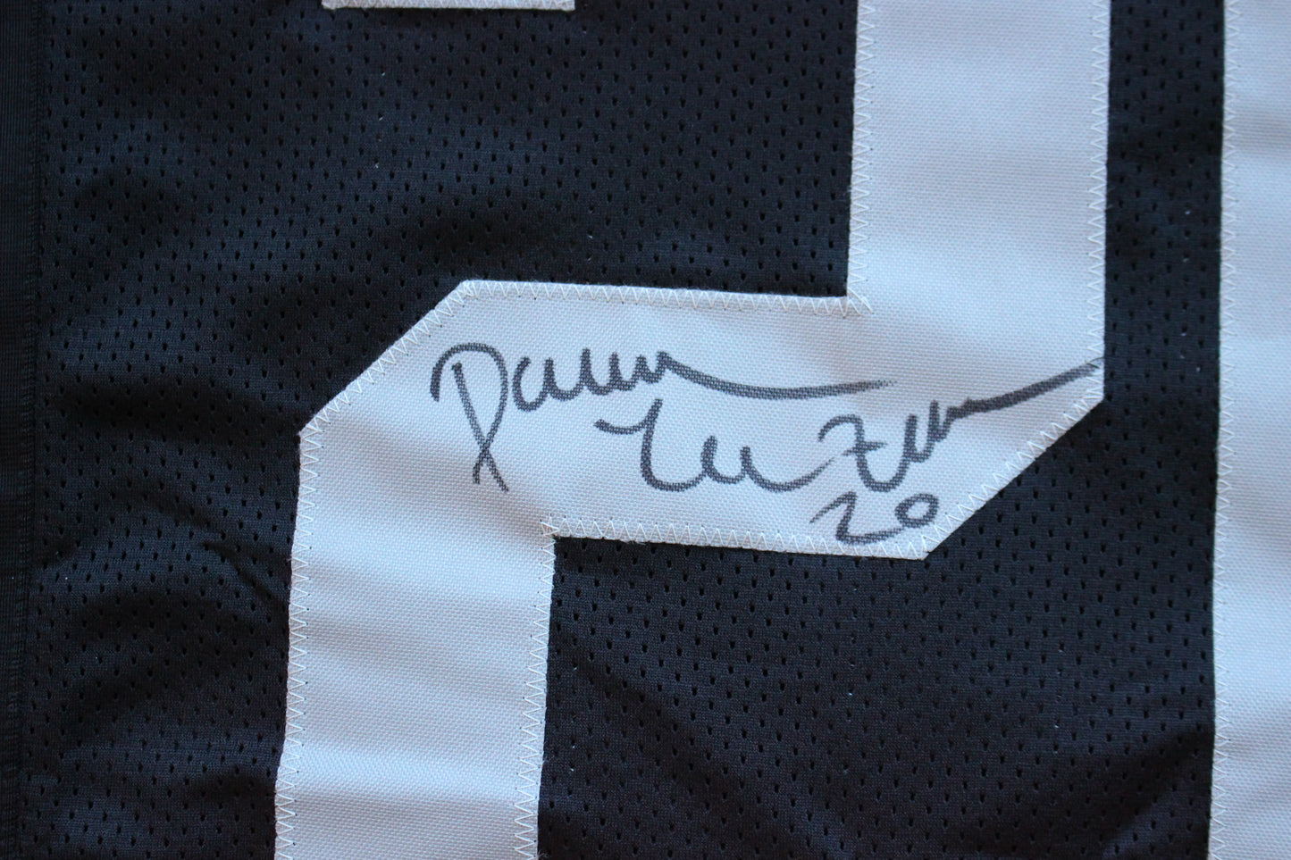 DARREN McFADDEN OAKLAND RAIDERS SIGNED FOOTBALL JERSEY w/MenInBlack Arkansas BAS