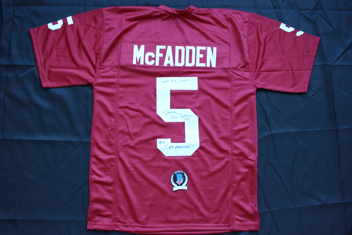 DARREN McFADDEN ARKNASAS RAZORBACKS SIGNED FOOTBALL JERSEY w/INSCs BAS COA