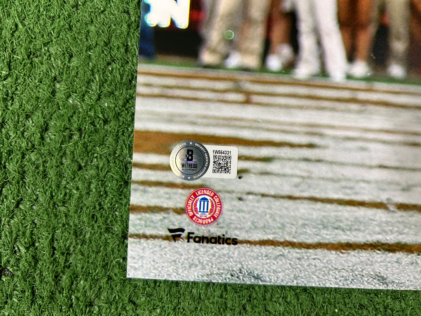 JORDAN SHIPLEY Texas Longhorns SIGNED 16x20 PHOTO w/AIR JORDAN BAS COA