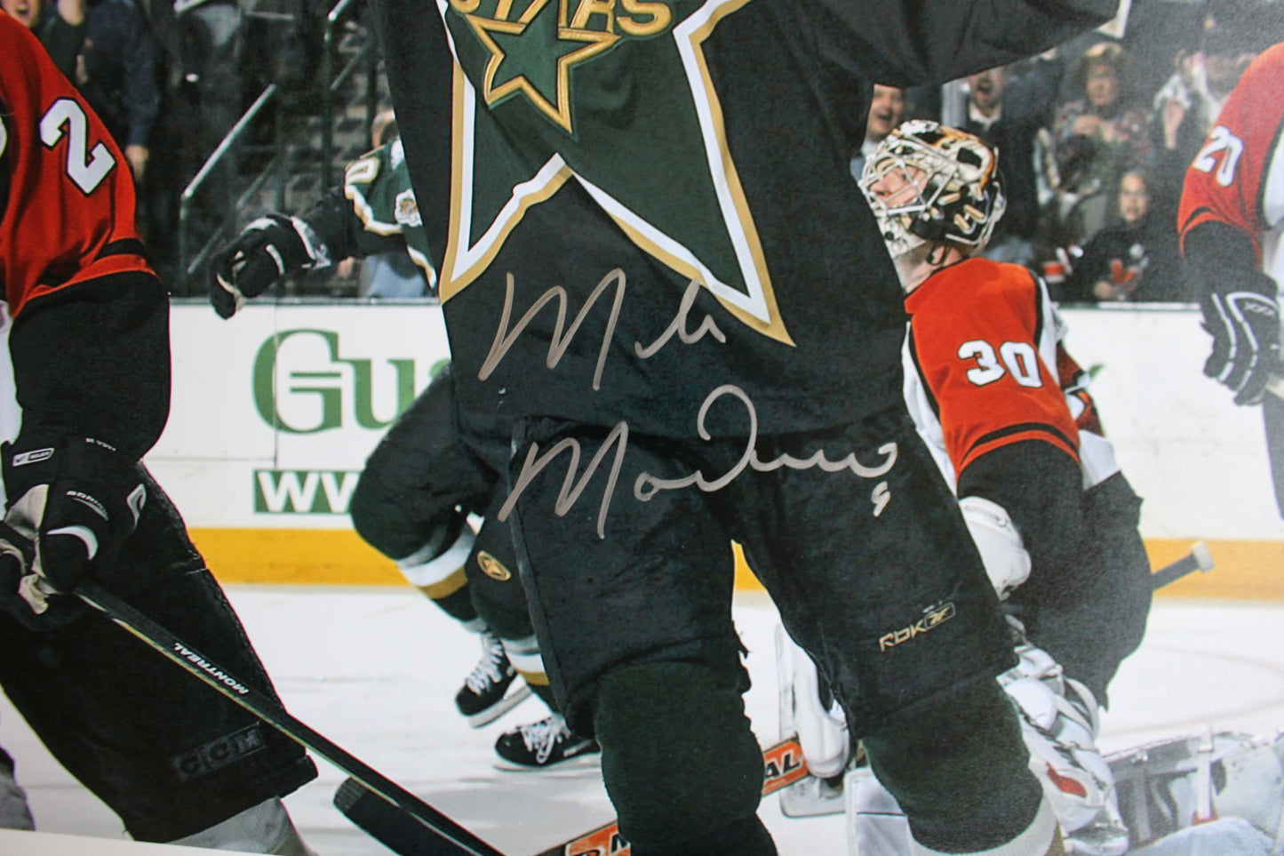 MIKE MODANO Dallas Stars SIGNED Goal 16x20 PHOTO BAS