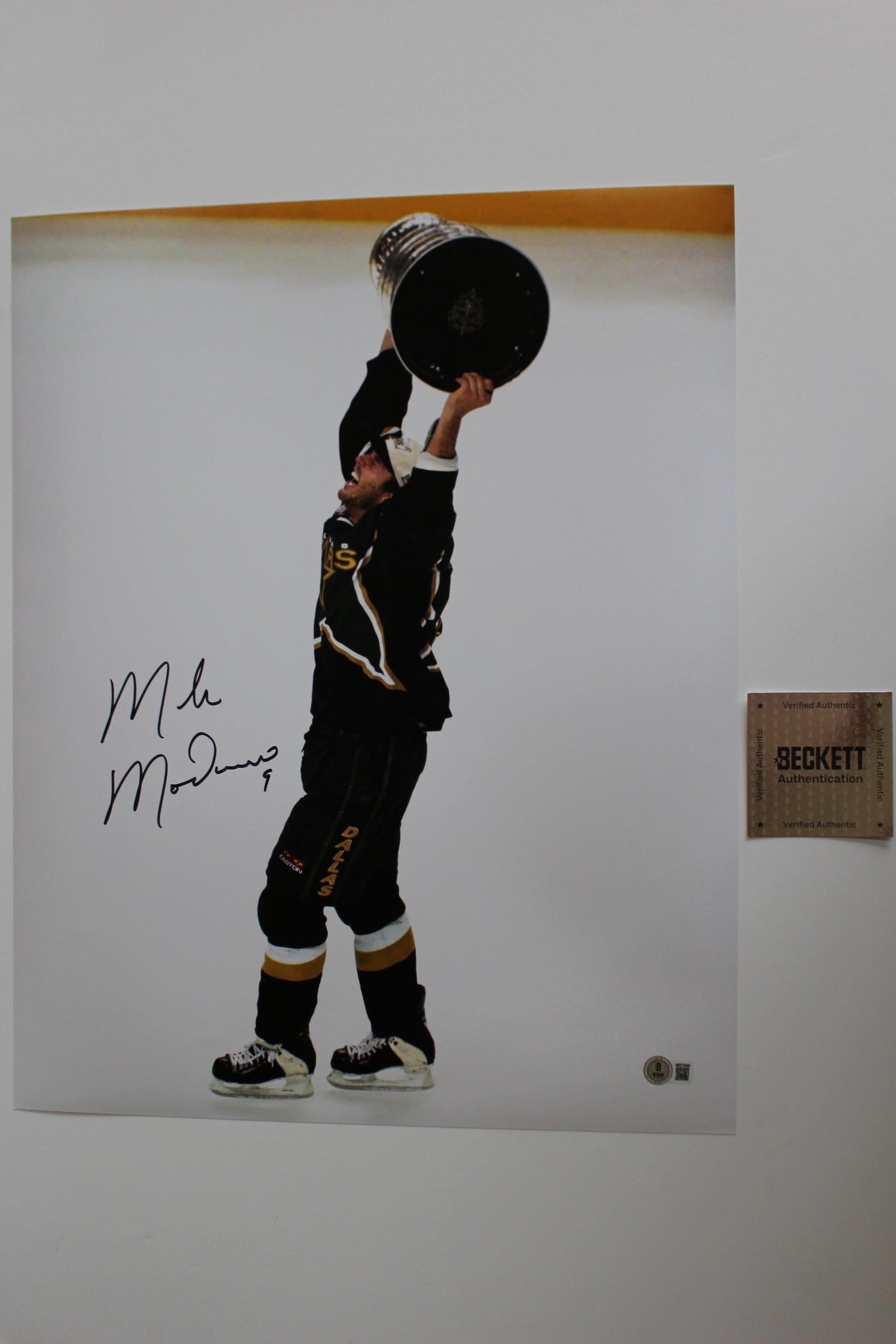 MIKE MODANO Dallas Stars SIGNED Stanley Cup 16x20 PHOTO Minnesota North Stars BAS